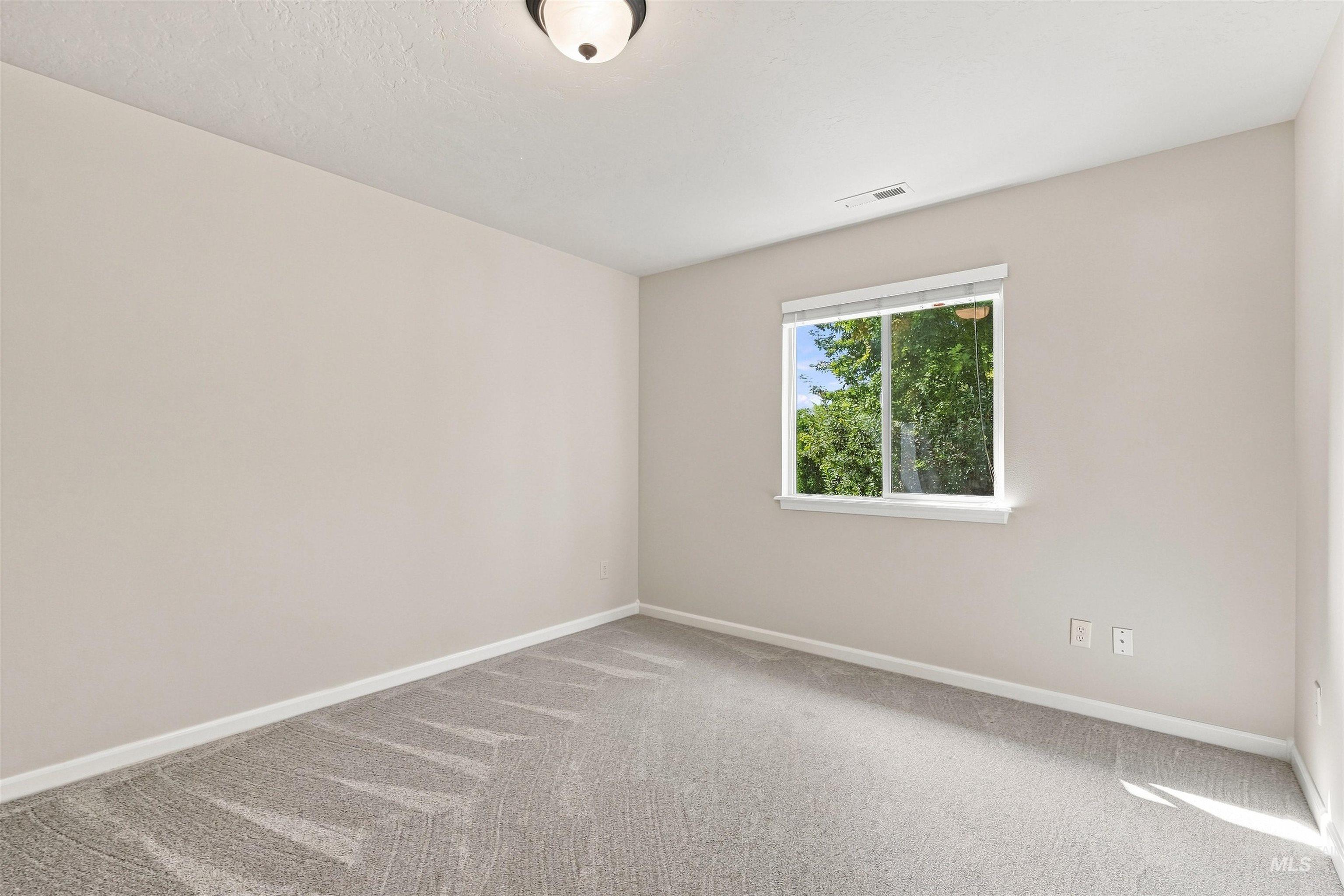 663 N Shadowfox PL, Eagle, Idaho 83616, 3 Bedrooms, 2.5 Bathrooms, Residential For Sale, Price $444,000,MLS 99001059