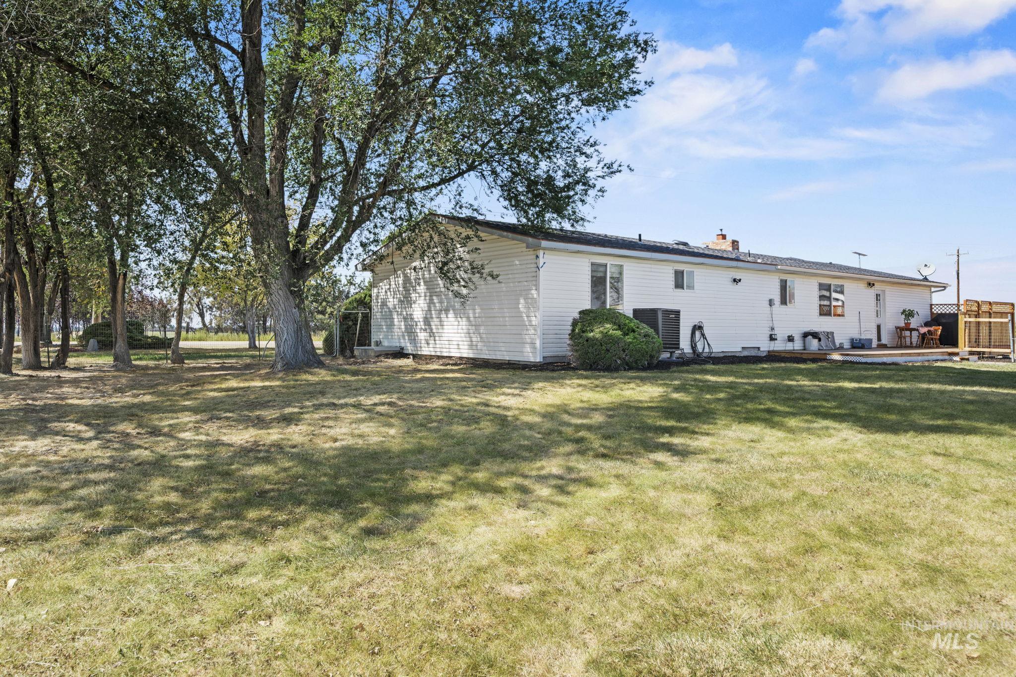 13270 S Cloverdale Road, Kuna, Idaho 83634, 3 Bedrooms, 2 Bathrooms, Residential For Sale, Price $825,000, 99001065