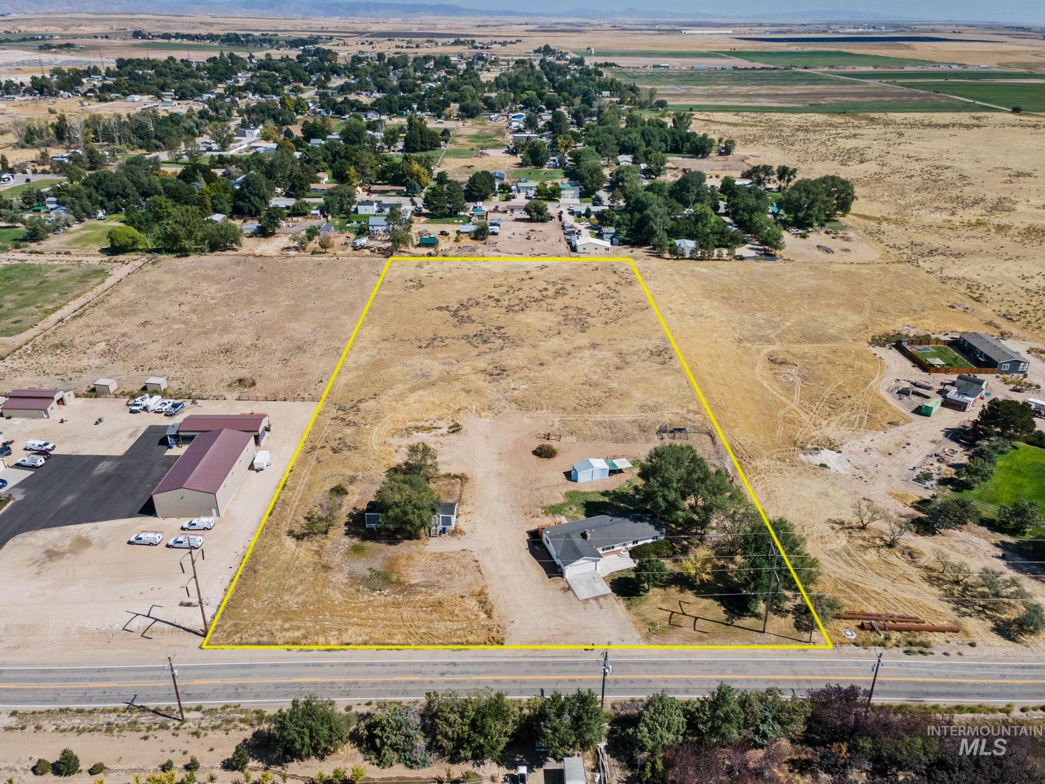13270 S Cloverdale Road, Kuna, Idaho 83634, 3 Bedrooms, 2 Bathrooms, Residential For Sale, Price $825,000, 99001065