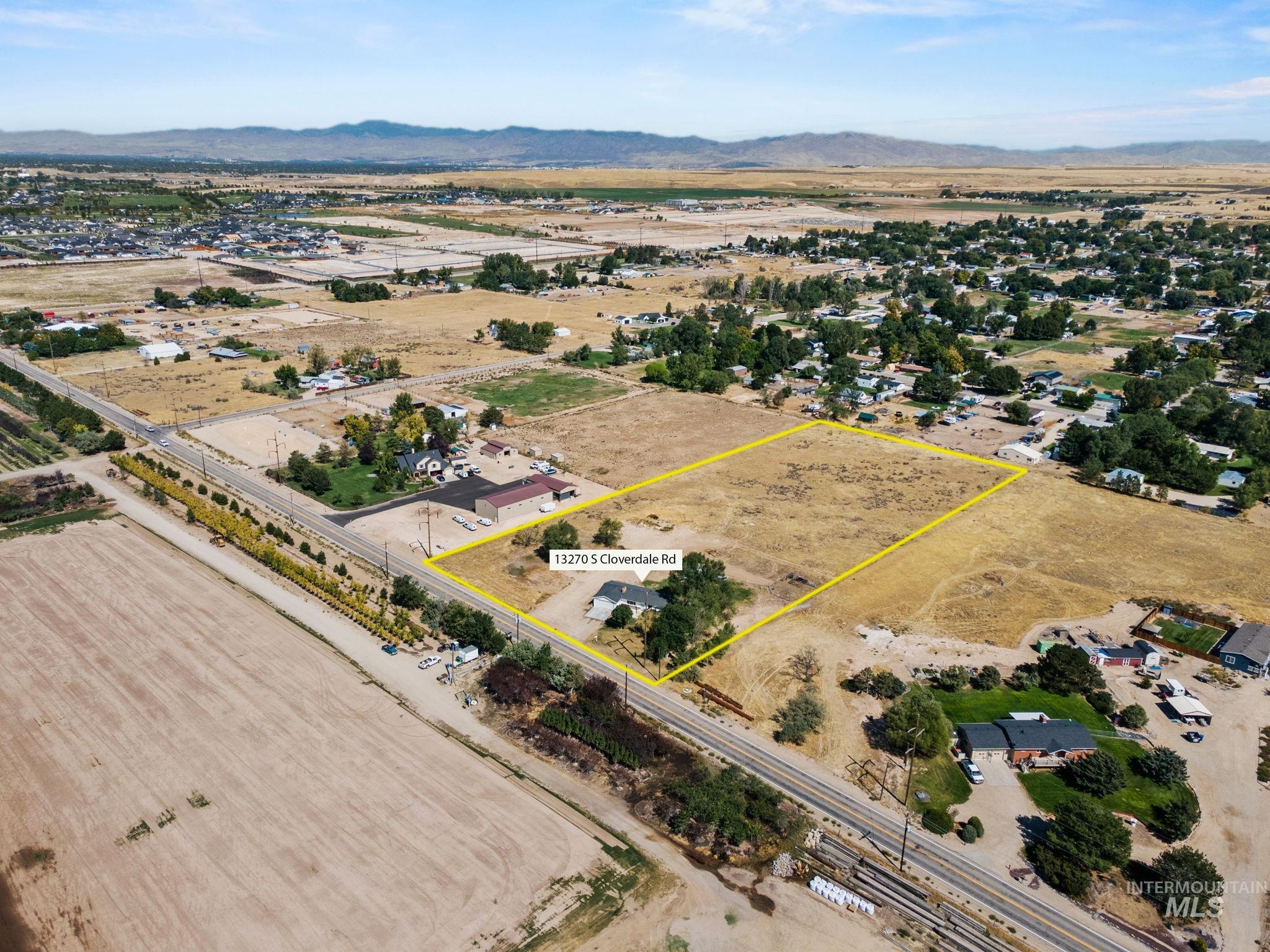 13270 S Cloverdale Road, Kuna, Idaho 83634, 3 Bedrooms, 2 Bathrooms, Residential For Sale, Price $825,000, 99001065