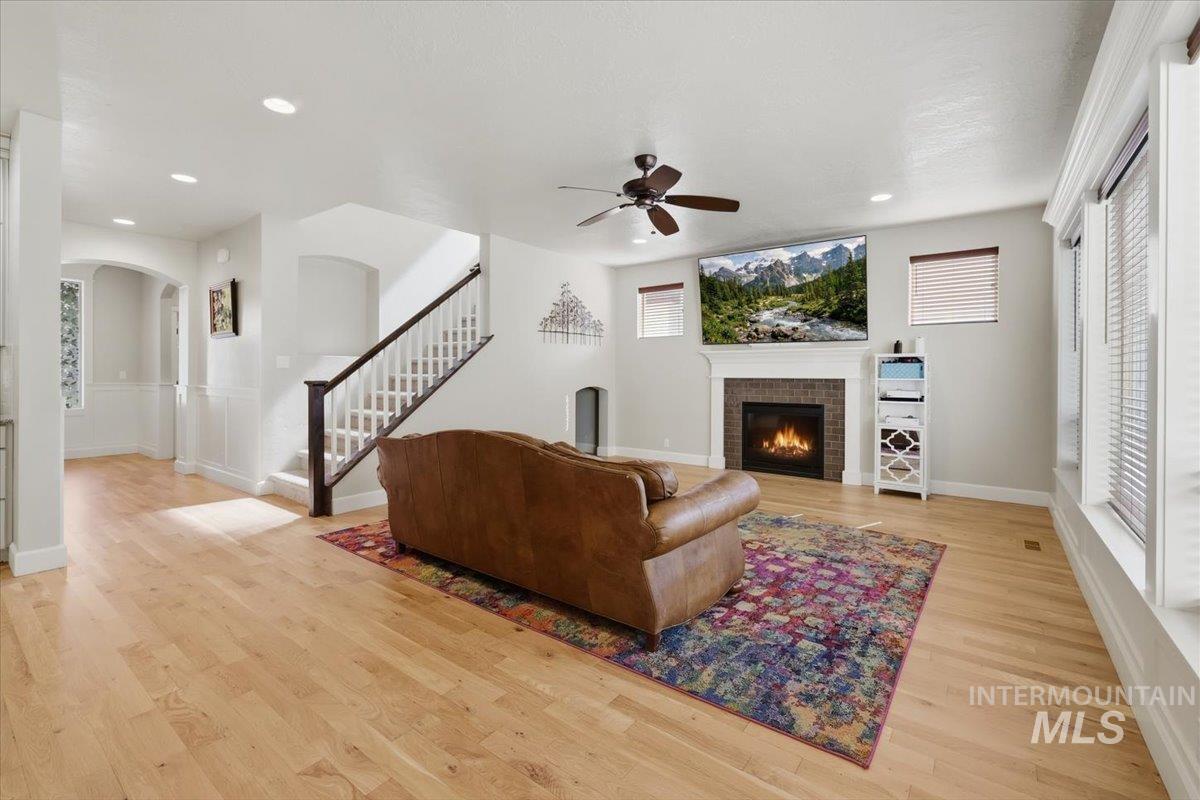 579 W Gable St, Meridian, Idaho 83646, 5 Bedrooms, 3 Bathrooms, Residential For Sale, Price $815,000, 99001067