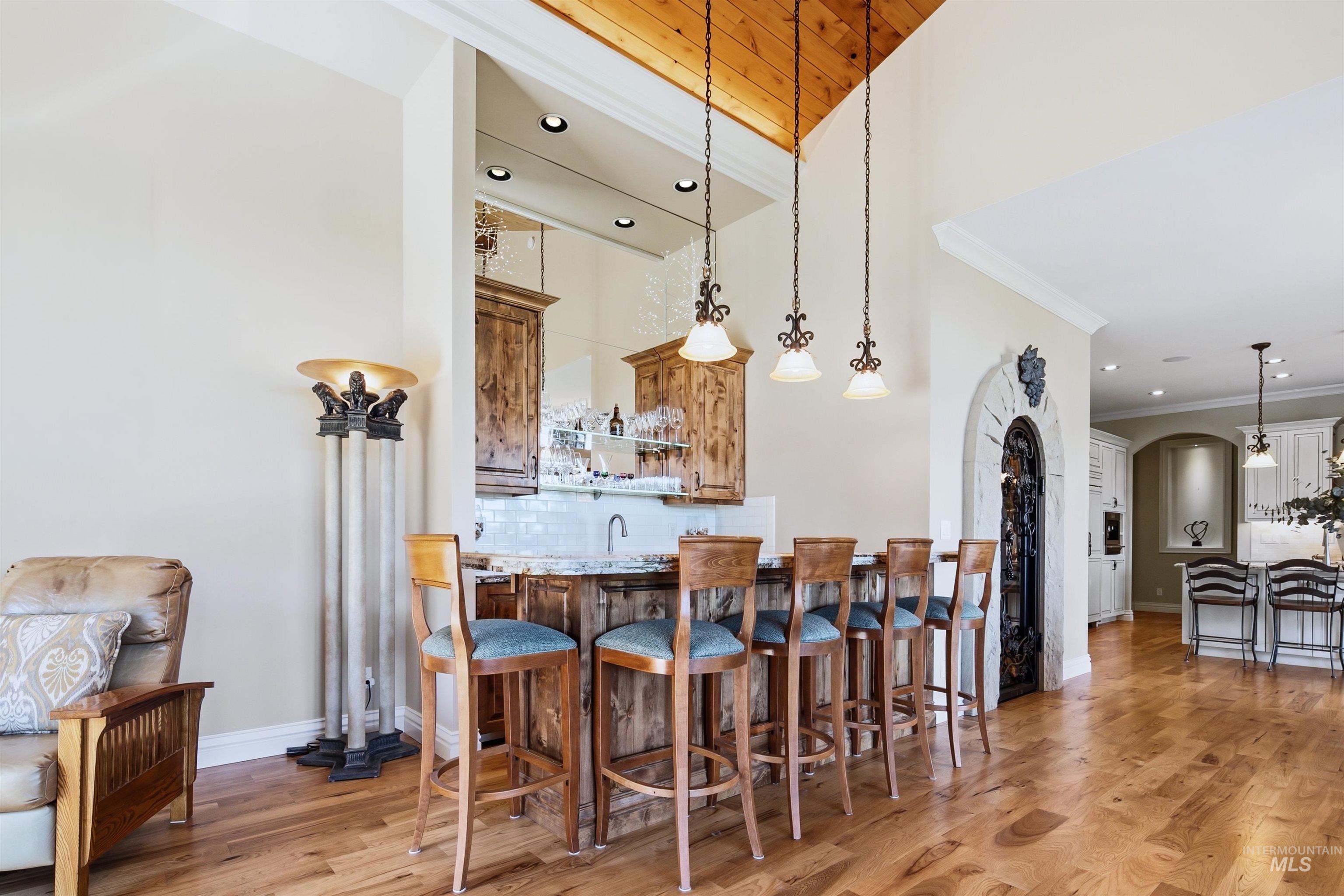 6462 N. Spurwing Ln., Meridian, Idaho 83646, 4 Bedrooms, 5 Bathrooms, Residential For Sale, Price $2,599,900, 99001072