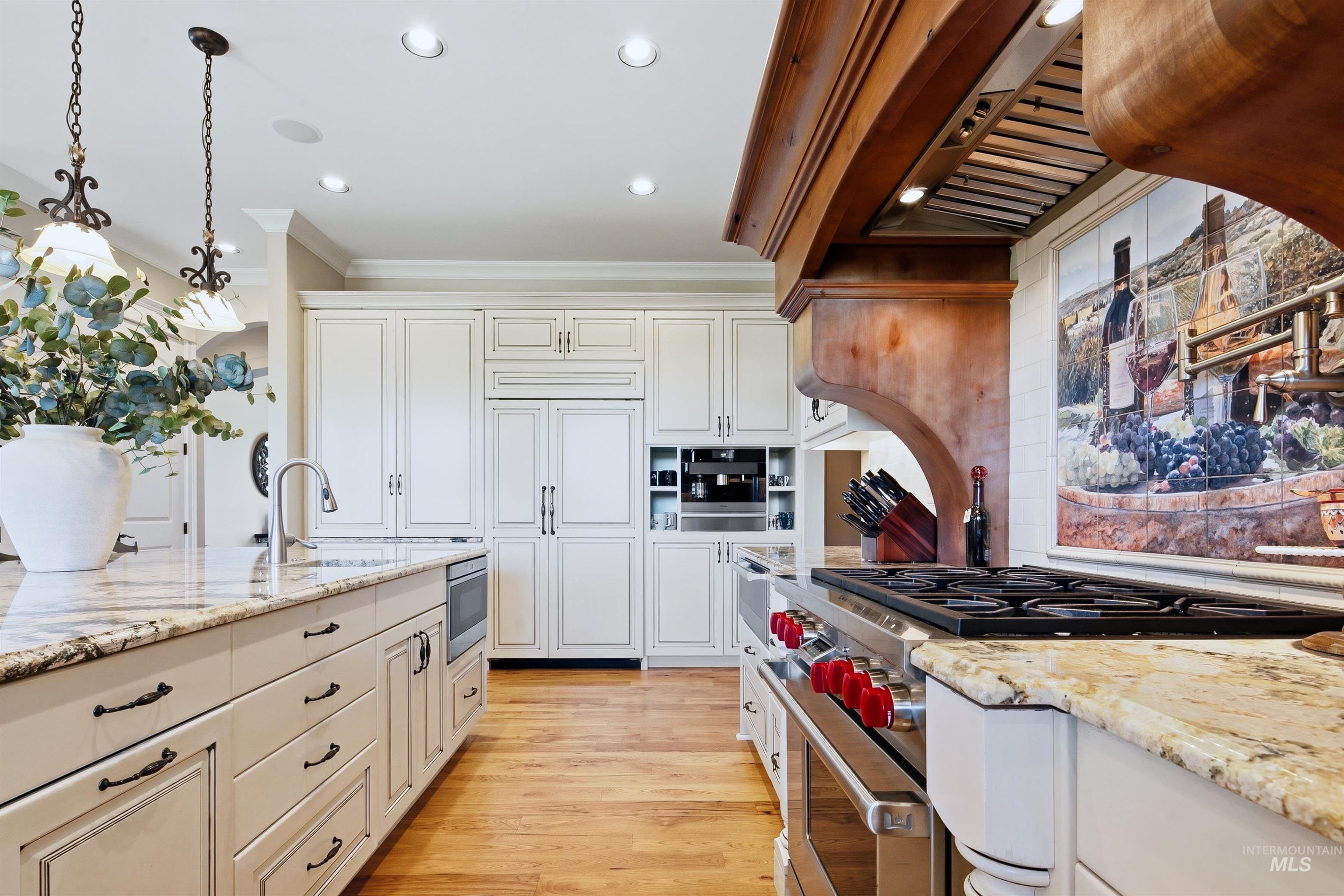 6462 N. Spurwing Ln., Meridian, Idaho 83646, 4 Bedrooms, 5 Bathrooms, Residential For Sale, Price $2,599,900, 99001072
