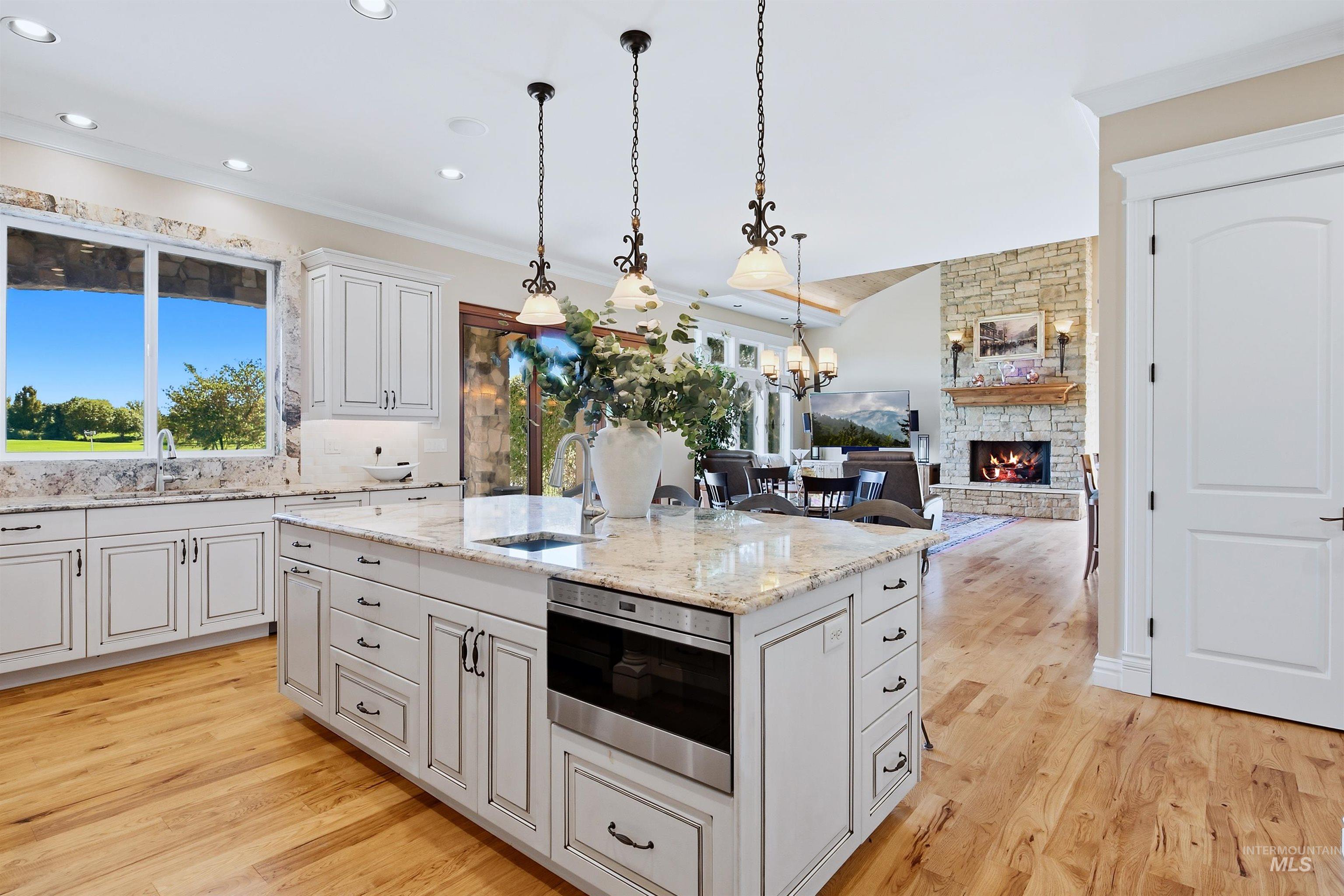 6462 N. Spurwing Ln., Meridian, Idaho 83646, 4 Bedrooms, 5 Bathrooms, Residential For Sale, Price $2,599,900, 99001072
