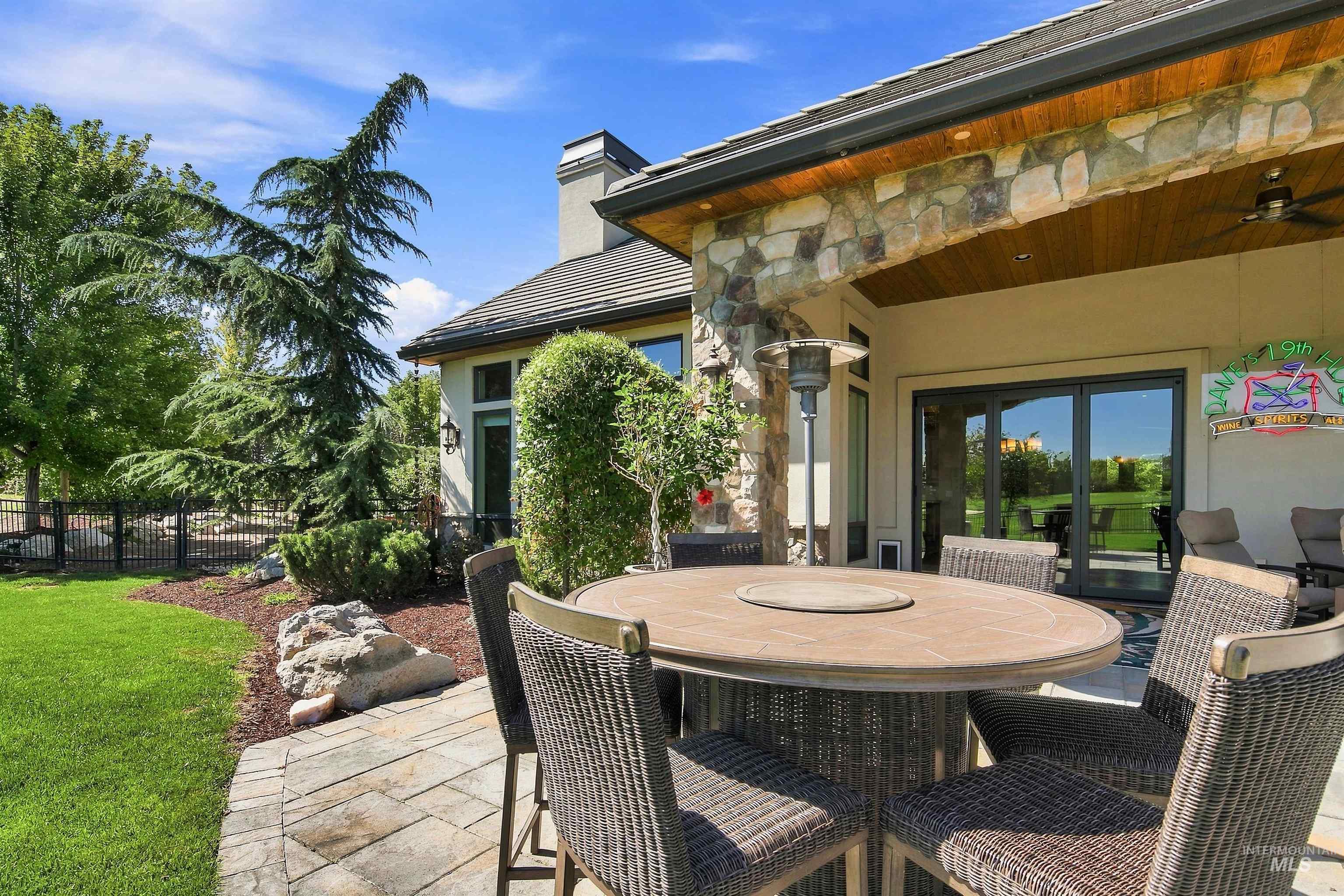 6462 N. Spurwing Ln., Meridian, Idaho 83646, 4 Bedrooms, 5 Bathrooms, Residential For Sale, Price $2,599,900, 99001072