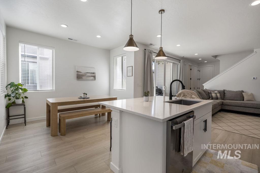 12491 W Endsley Lane, Star, Idaho 83669, 3 Bedrooms, 2.5 Bathrooms, Residential For Sale, Price $374,990, 99001074