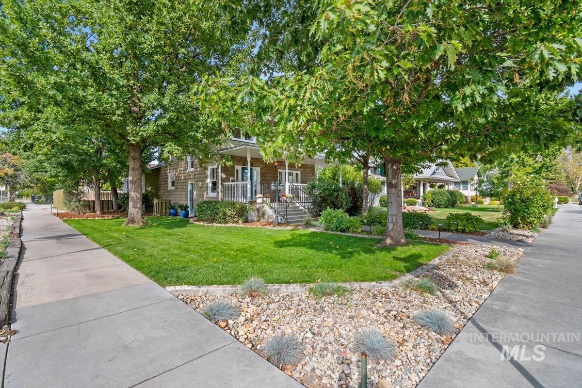 604 E 1st Street, Emmett, Idaho 83617, 4 Bedrooms, 2 Bathrooms, Residential For Sale, Price $650,000, 99001075