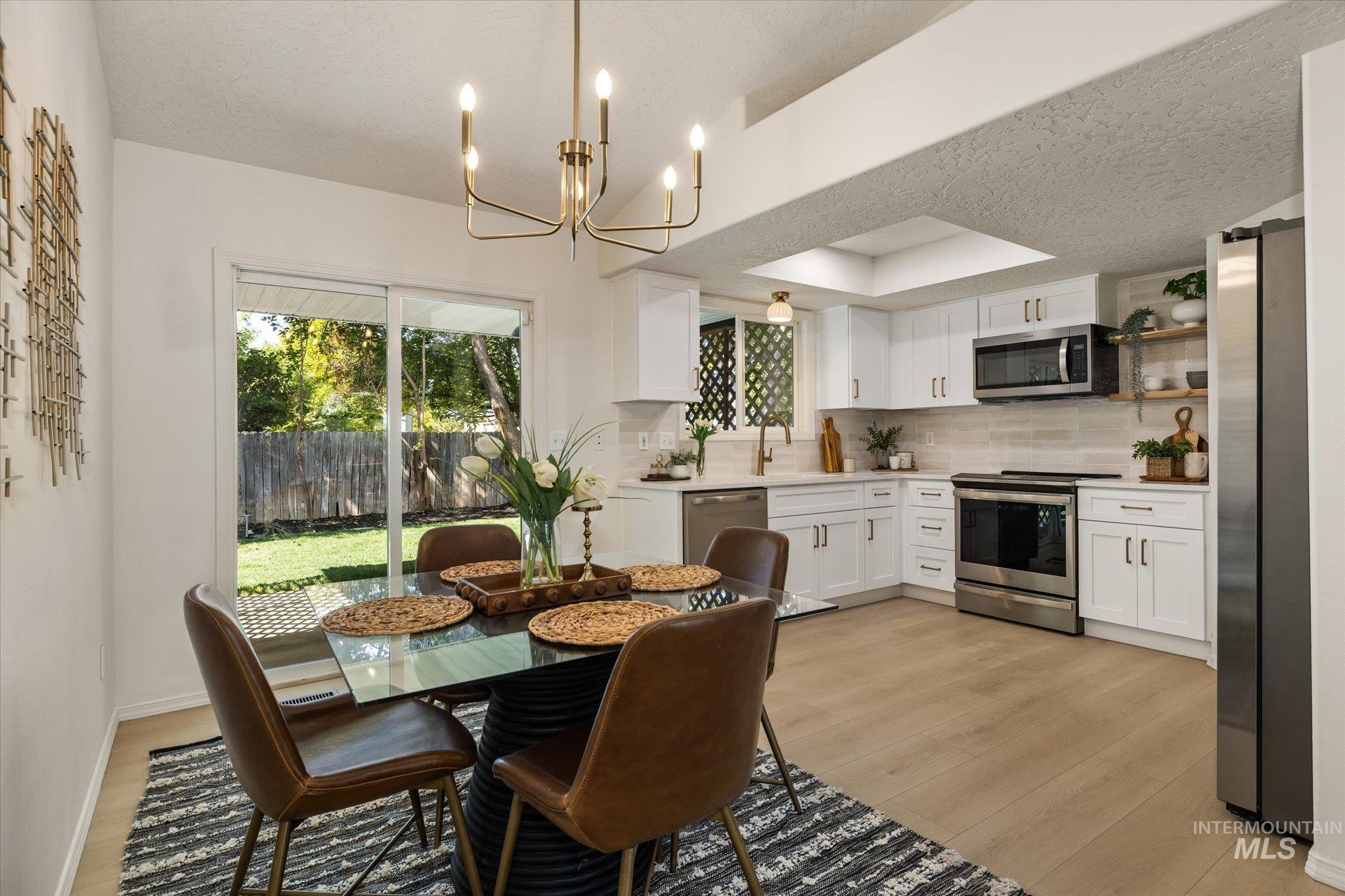 1005 S Bonneville Dr, Nampa, Idaho 83686, 3 Bedrooms, 2 Bathrooms, Residential For Sale, Price $379,900, 99001077