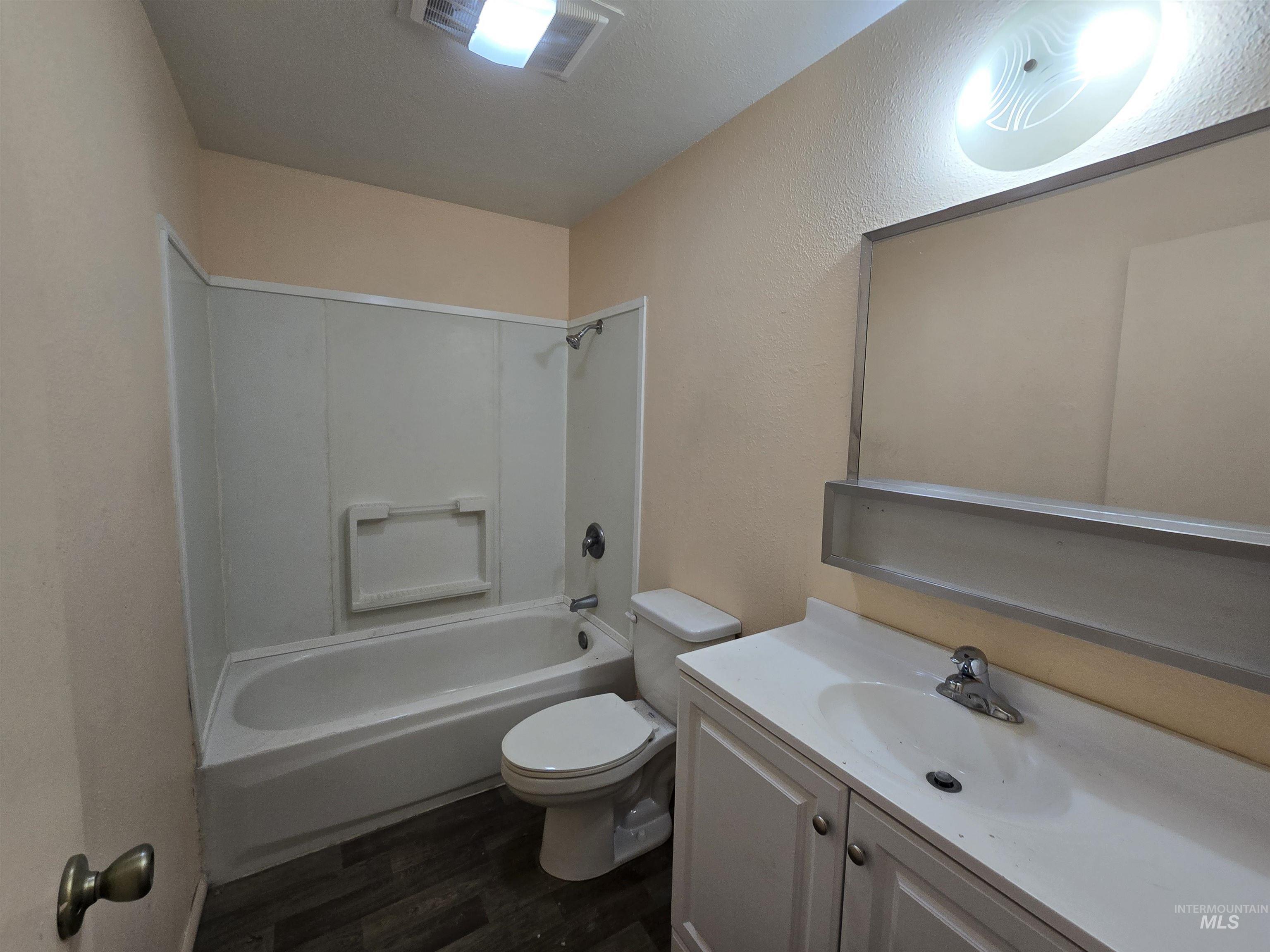 259 W Pheasant Rd, Twin Falls, Idaho 83301, 2 Bedrooms, 1 Bathroom, Residential For Sale, Price $187,500, 99001078
