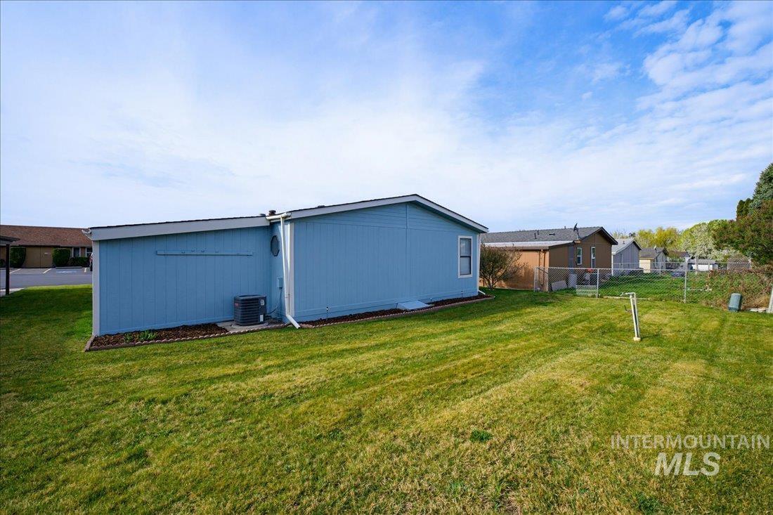 1907 W Flamingo Ave #44, Nampa, Idaho 83651, 3 Bedrooms, 2 Bathrooms, Residential For Sale, Price $175,000,MLS 99001079