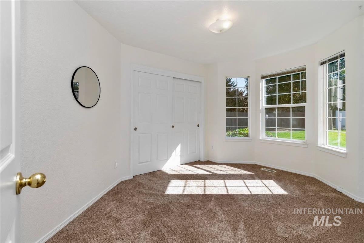 6223 W Villa Park Street, Boise, Idaho 83703, 2 Bedrooms, 2 Bathrooms, Residential For Sale, Price $374,900, 99001080