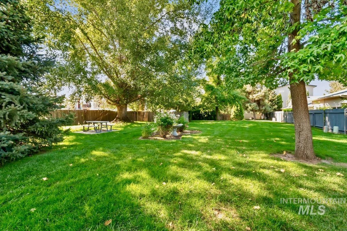 6223 W Villa Park Street, Boise, Idaho 83703, 2 Bedrooms, 2 Bathrooms, Residential For Sale, Price $374,900, 99001080