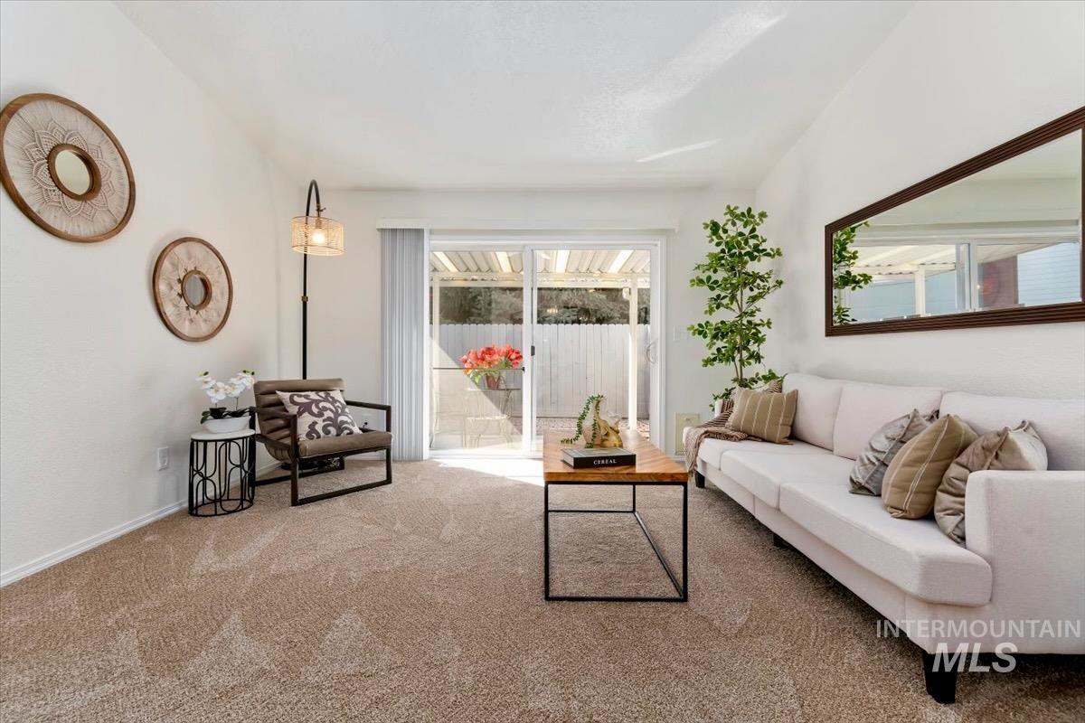 6223 W Villa Park Street, Boise, Idaho 83703, 2 Bedrooms, 2 Bathrooms, Residential For Sale, Price $374,900, 99001080