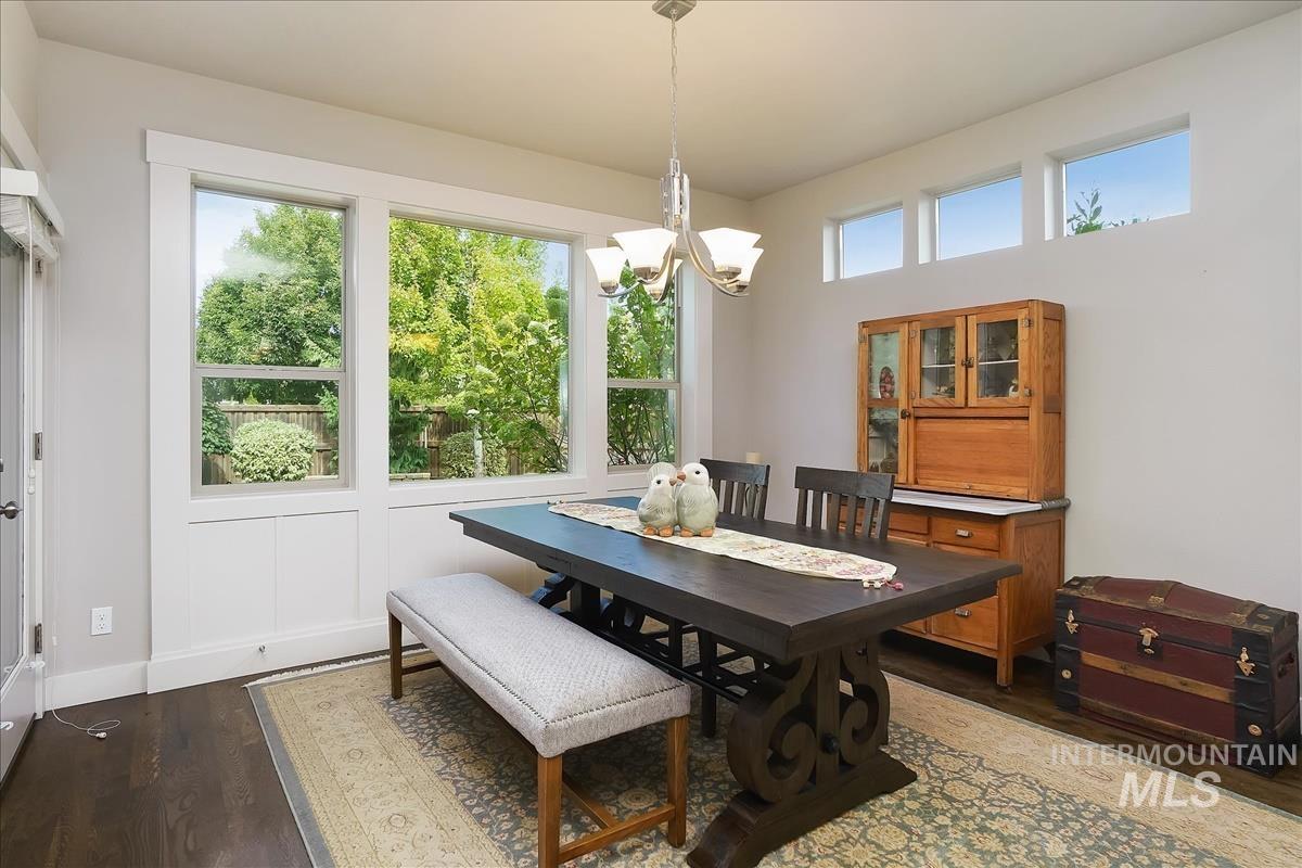 302 W Heston Dr, Meridian, Idaho 83646, 3 Bedrooms, 2.5 Bathrooms, Residential For Sale, Price $724,000, 99001086