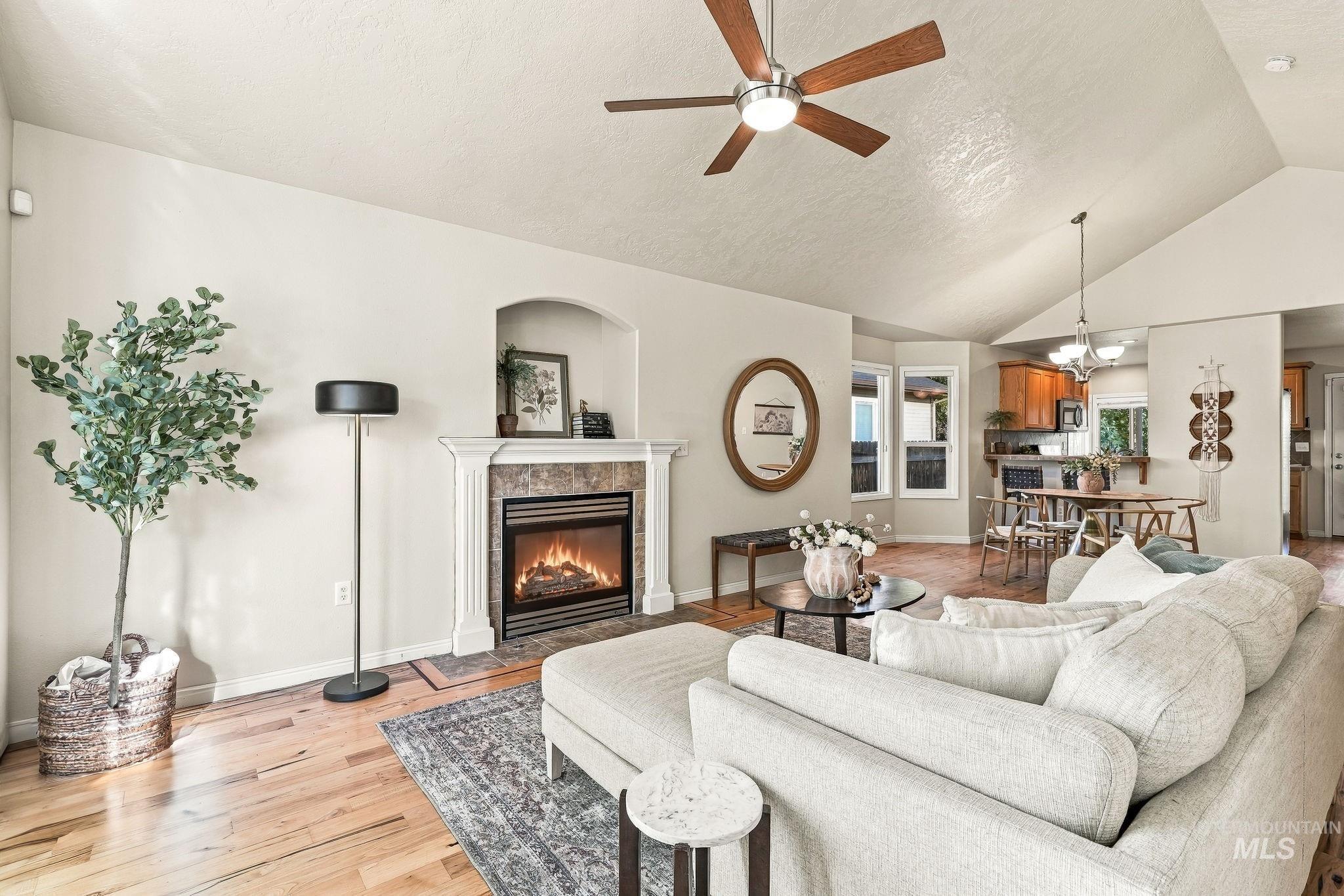 4352 E Arborvitae Dr, Boise, Idaho 83716, 3 Bedrooms, 2 Bathrooms, Residential For Sale, Price $599,900,MLS 99001091