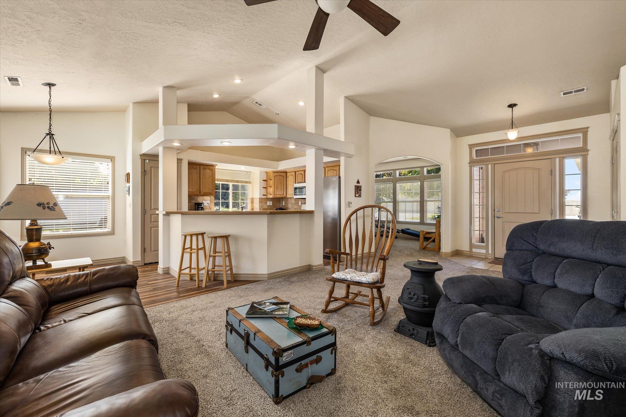 11354 W Mission Pointe Dr, Nampa, Idaho 83651, 3 Bedrooms, 2 Bathrooms, Residential For Sale, Price $399,900, 99001092