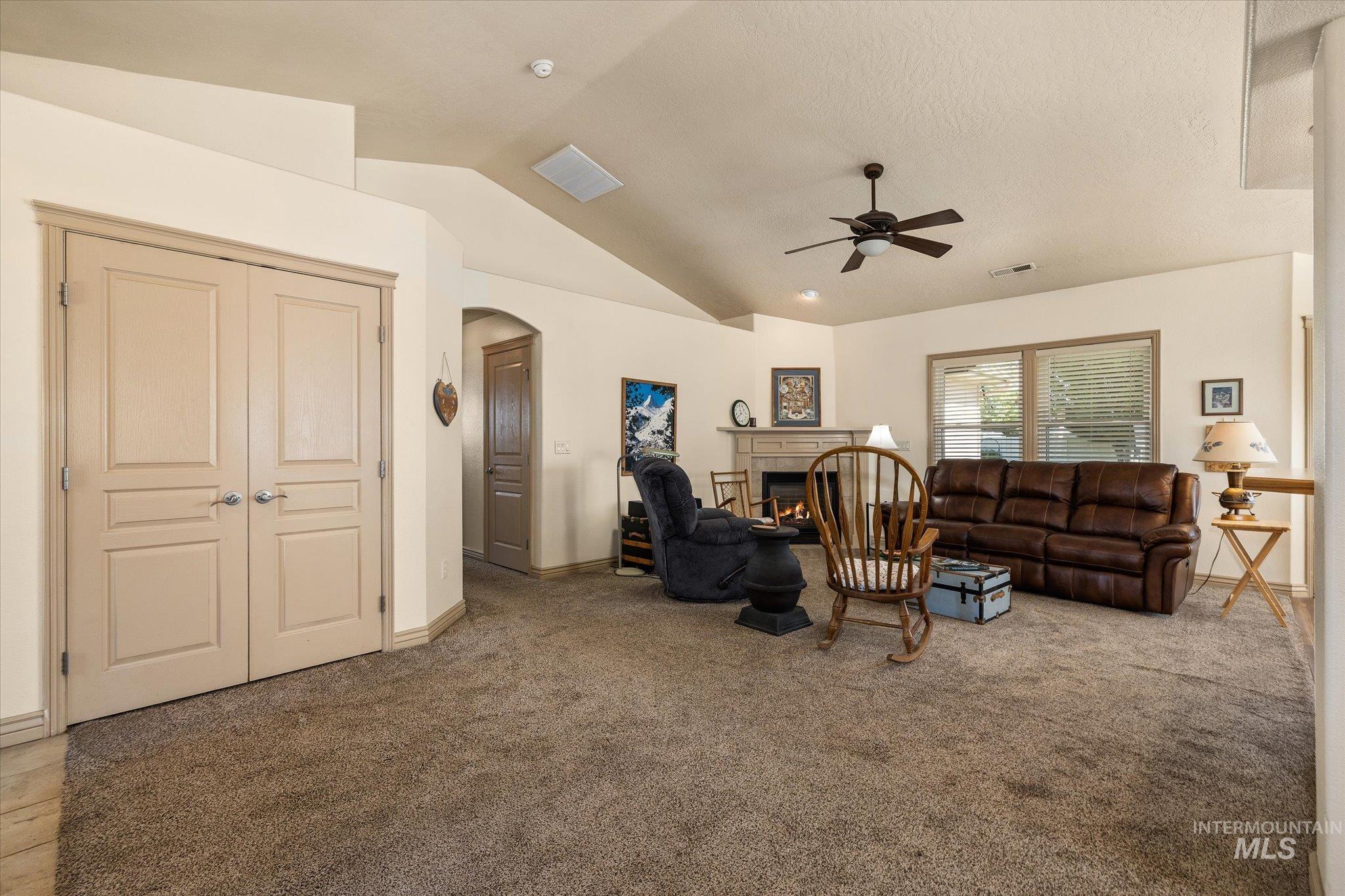 11354 W Mission Pointe Dr, Nampa, Idaho 83651, 3 Bedrooms, 2 Bathrooms, Residential For Sale, Price $399,900, 99001092