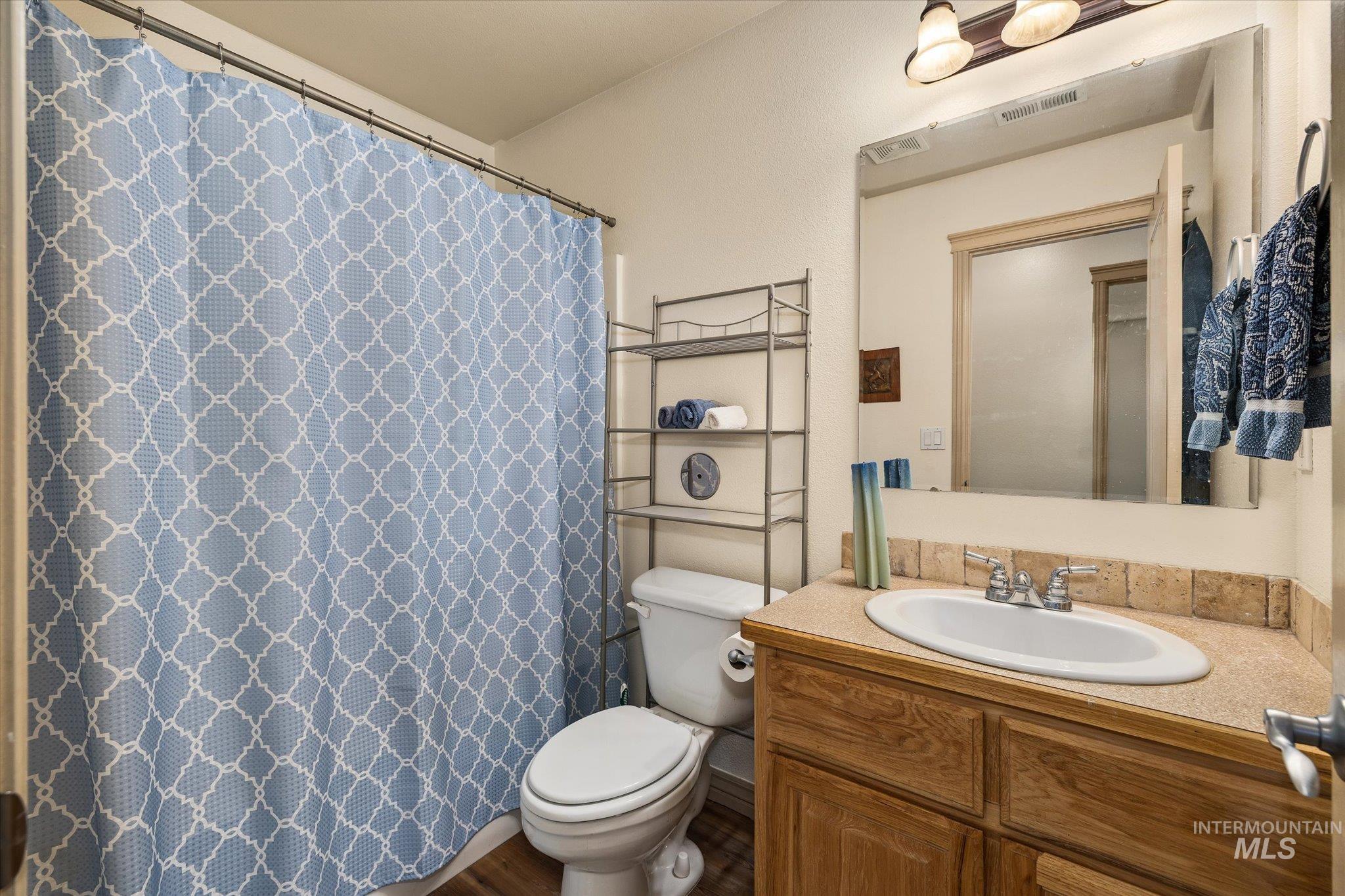 11354 W Mission Pointe Dr, Nampa, Idaho 83651, 3 Bedrooms, 2 Bathrooms, Residential For Sale, Price $399,900, 99001092