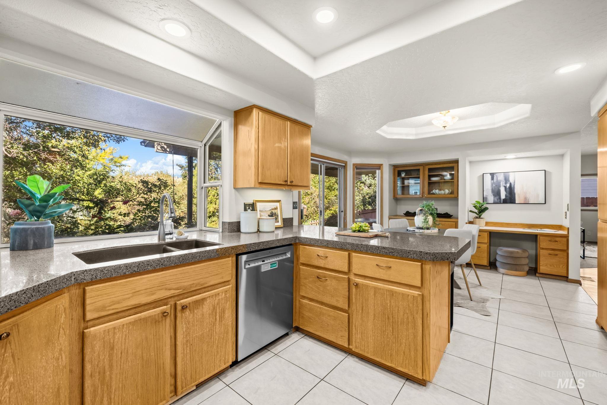 726 E Parkway Ct, Boise, Idaho 83706, 4 Bedrooms, 3 Bathrooms, Residential For Sale, Price $815,000, 99001093