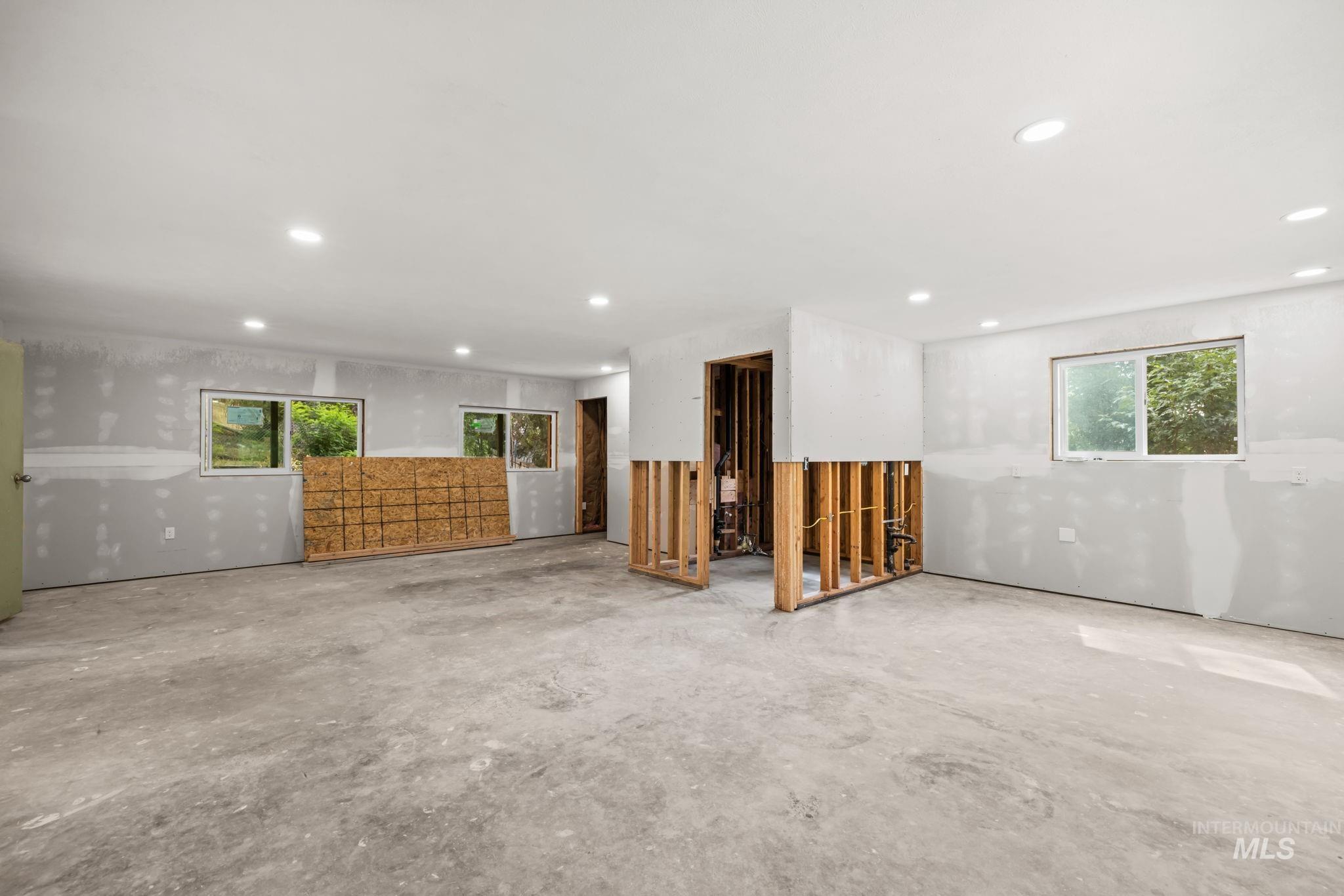 5120 W Outlook Ave, Boise, Idaho 83703, 3 Bedrooms, 3 Bathrooms, Residential For Sale, Price $1,195,000,MLS 99001094