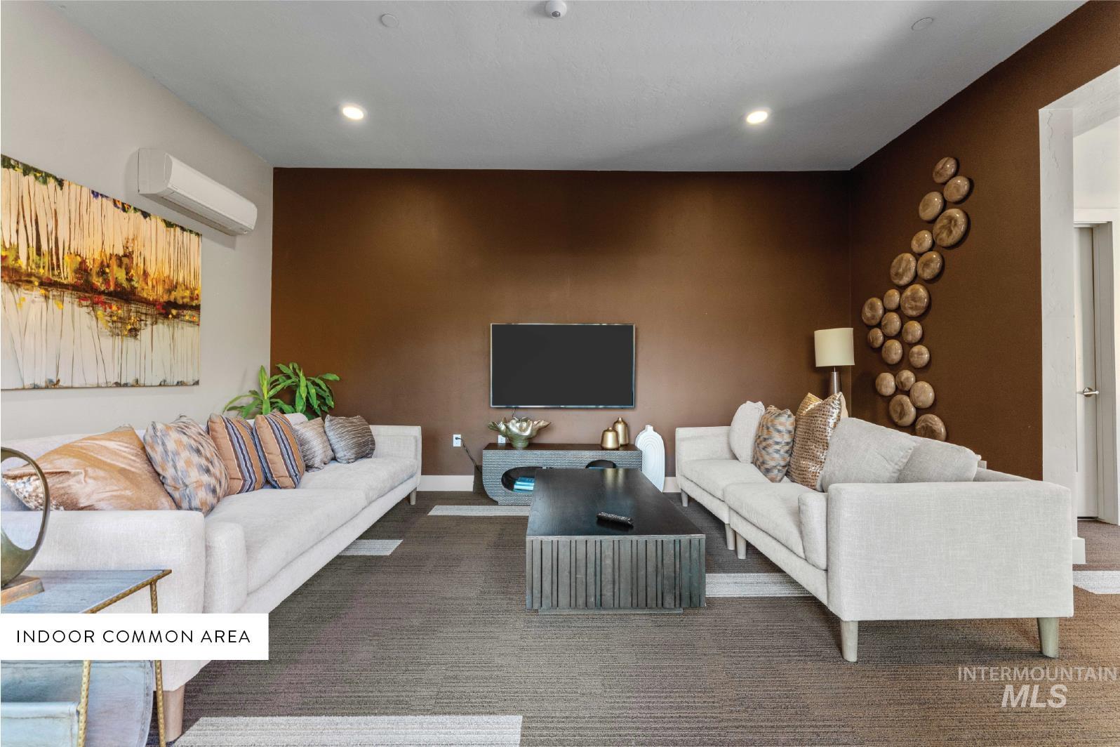 880 W River, Boise, Idaho 83702, 1 Bedroom, 1 Bathroom, Residential For Sale, Price $527,000, 99001096