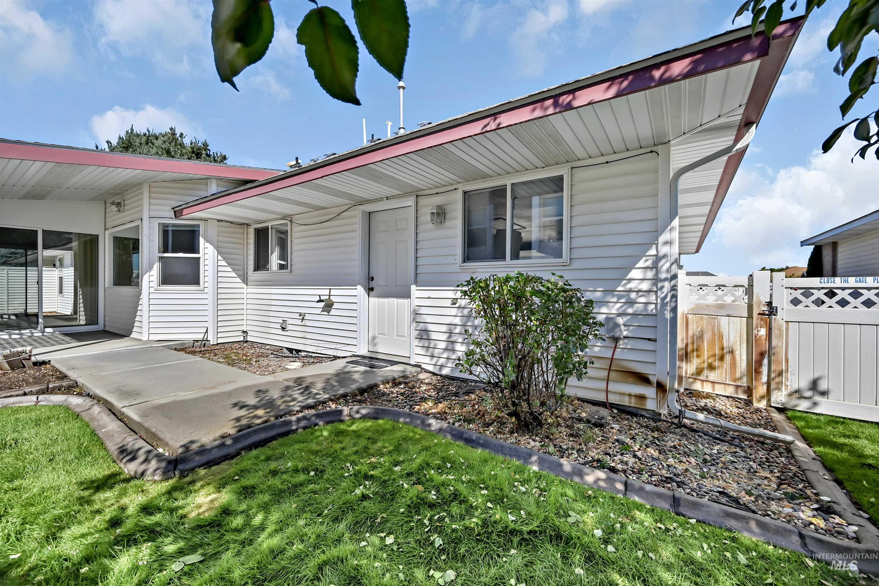 112 Country Lane Loop, Payette, Idaho 83661, 2 Bedrooms, 2 Bathrooms, Residential For Sale, Price $349,900, 99001100