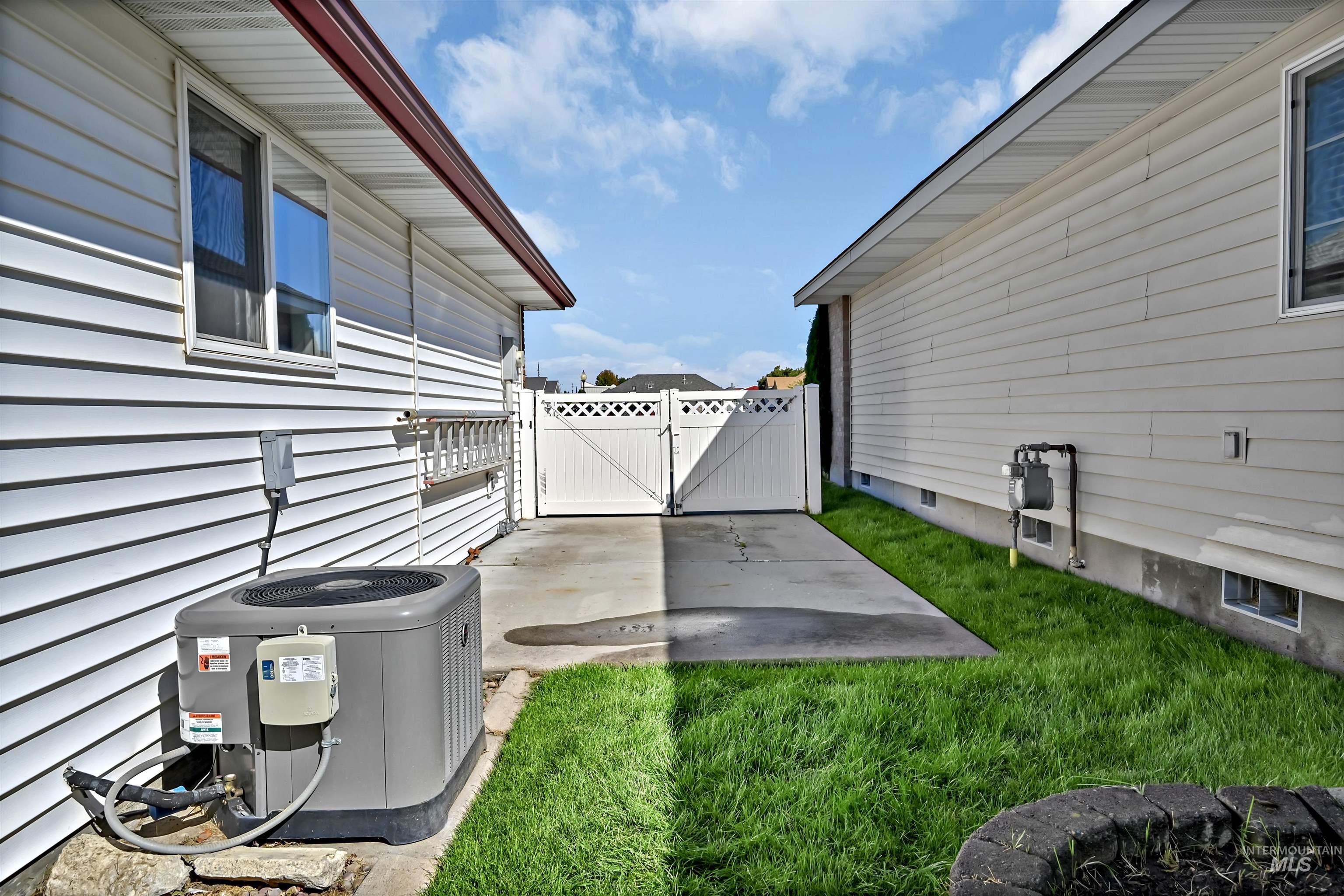 112 Country Lane Loop, Payette, Idaho 83661, 2 Bedrooms, 2 Bathrooms, Residential For Sale, Price $349,900, 99001100