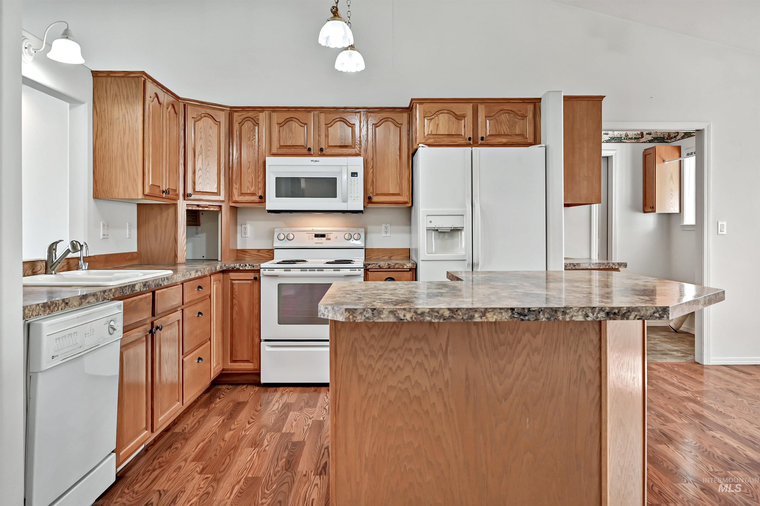 112 Country Lane Loop, Payette, Idaho 83661, 2 Bedrooms, 2 Bathrooms, Residential For Sale, Price $349,900, 99001100