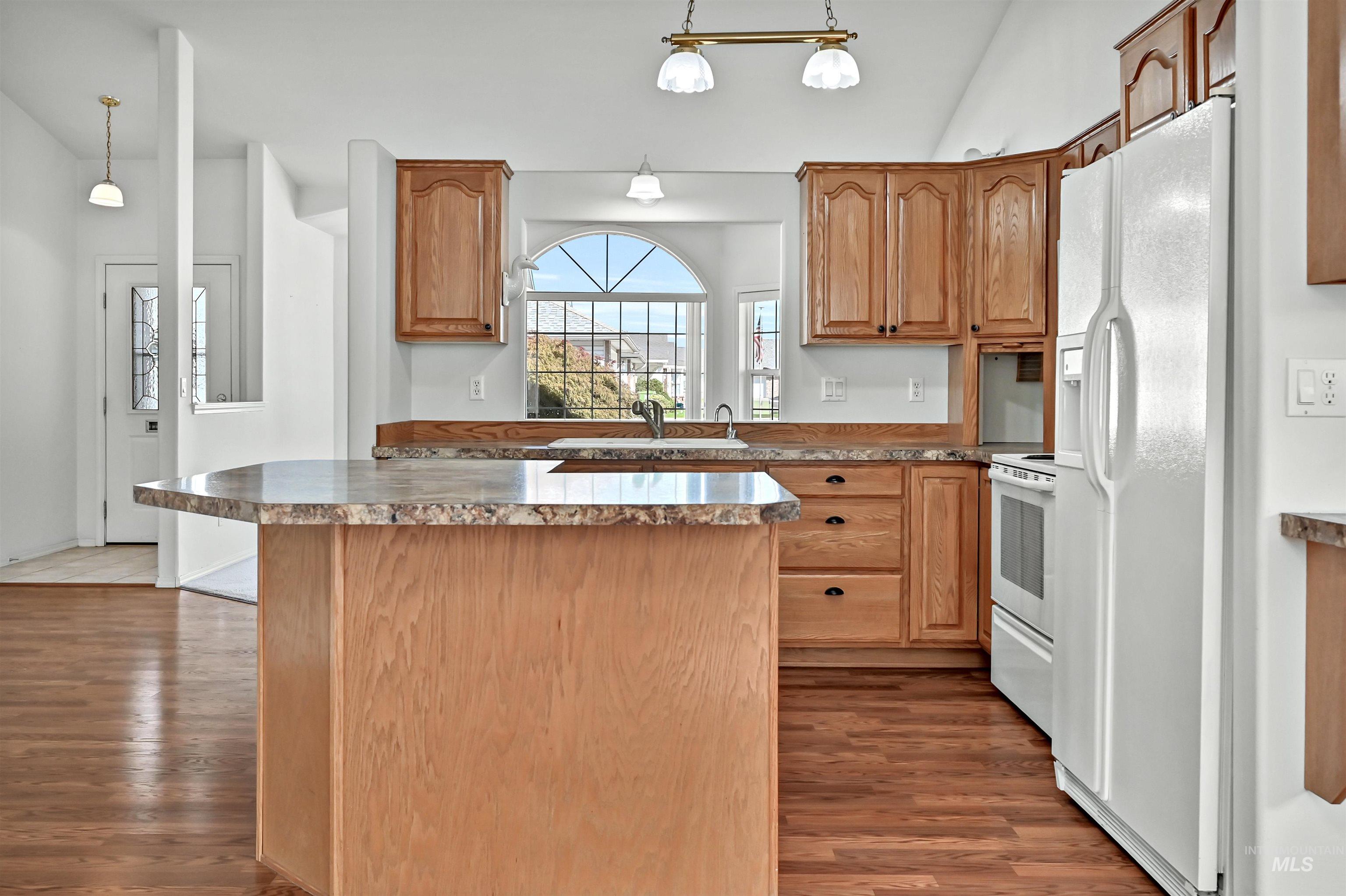 112 Country Lane Loop, Payette, Idaho 83661, 2 Bedrooms, 2 Bathrooms, Residential For Sale, Price $349,900, 99001100