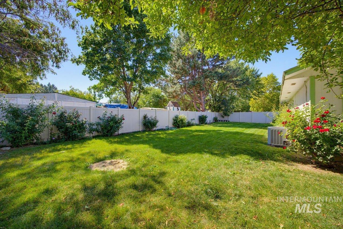 2415 E Colorado Ave, Nampa, Idaho 83686, 3 Bedrooms, 2 Bathrooms, Residential For Sale, Price $285,000, 99001102