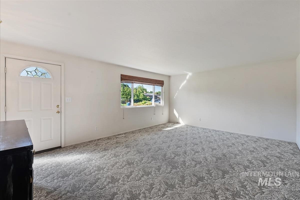 3826 W Pasadena Dr, Boise, Idaho 83705, 3 Bedrooms, 2 Bathrooms, Residential For Sale, Price $449,000, 99001106
