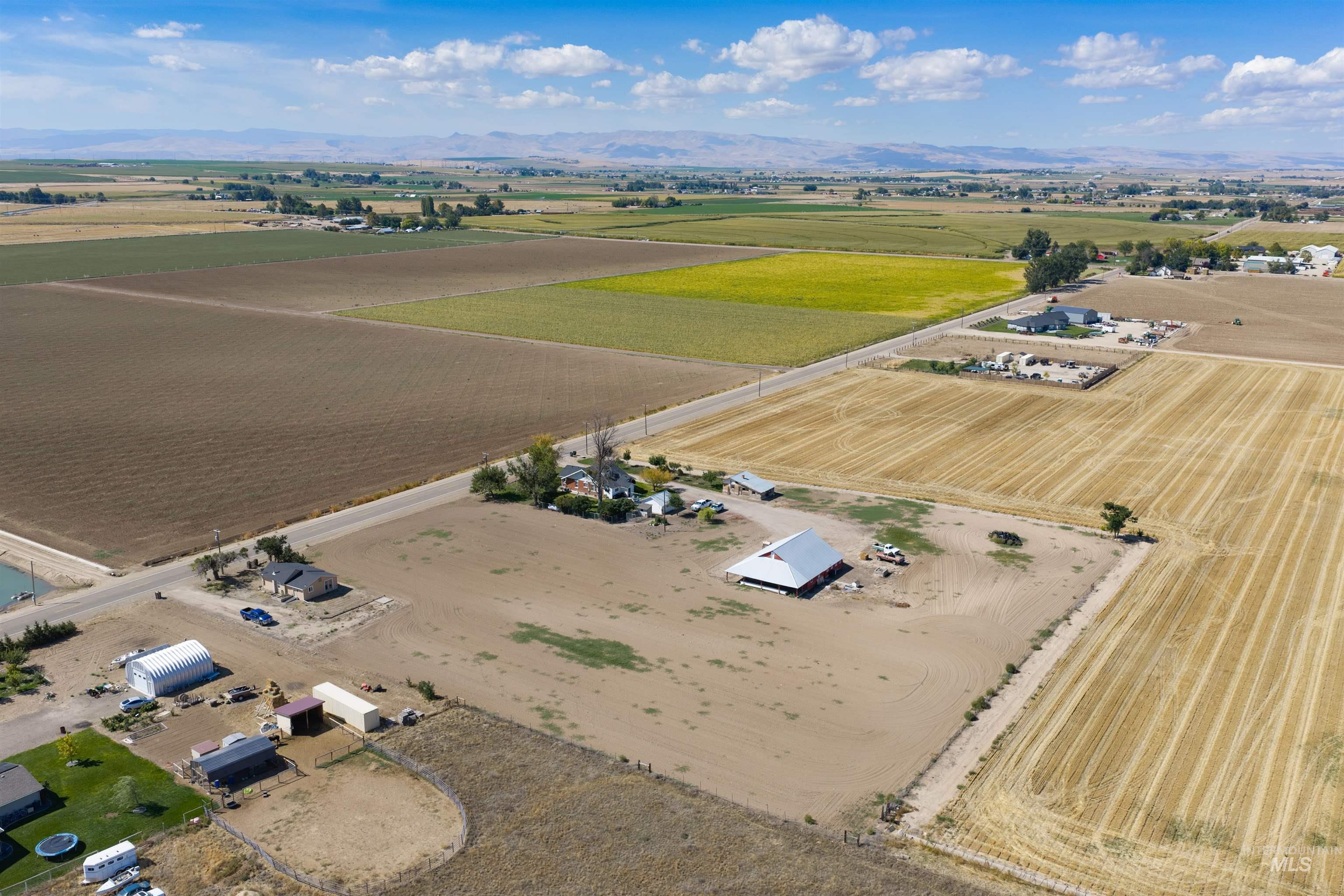 4574 Bennett Rd, Kuna, Idaho 83634, 5 Bedrooms, 3 Bathrooms, Residential For Sale, Price $899,000, 99001108