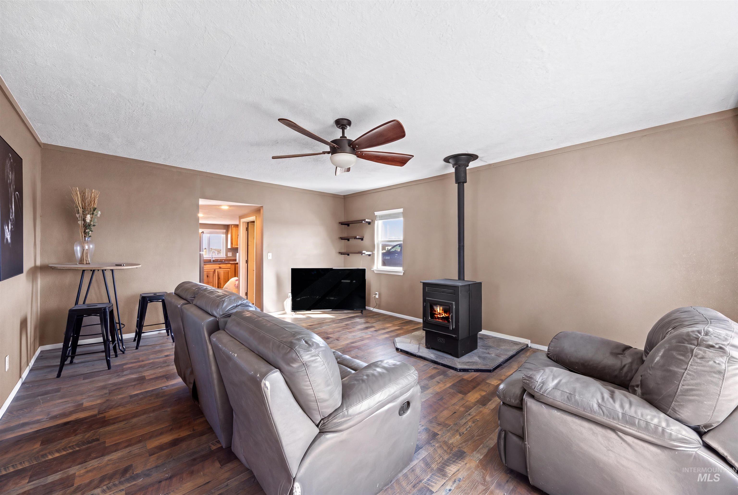 4574 Bennett Rd, Kuna, Idaho 83634, 5 Bedrooms, 3 Bathrooms, Residential For Sale, Price $899,000, 99001108