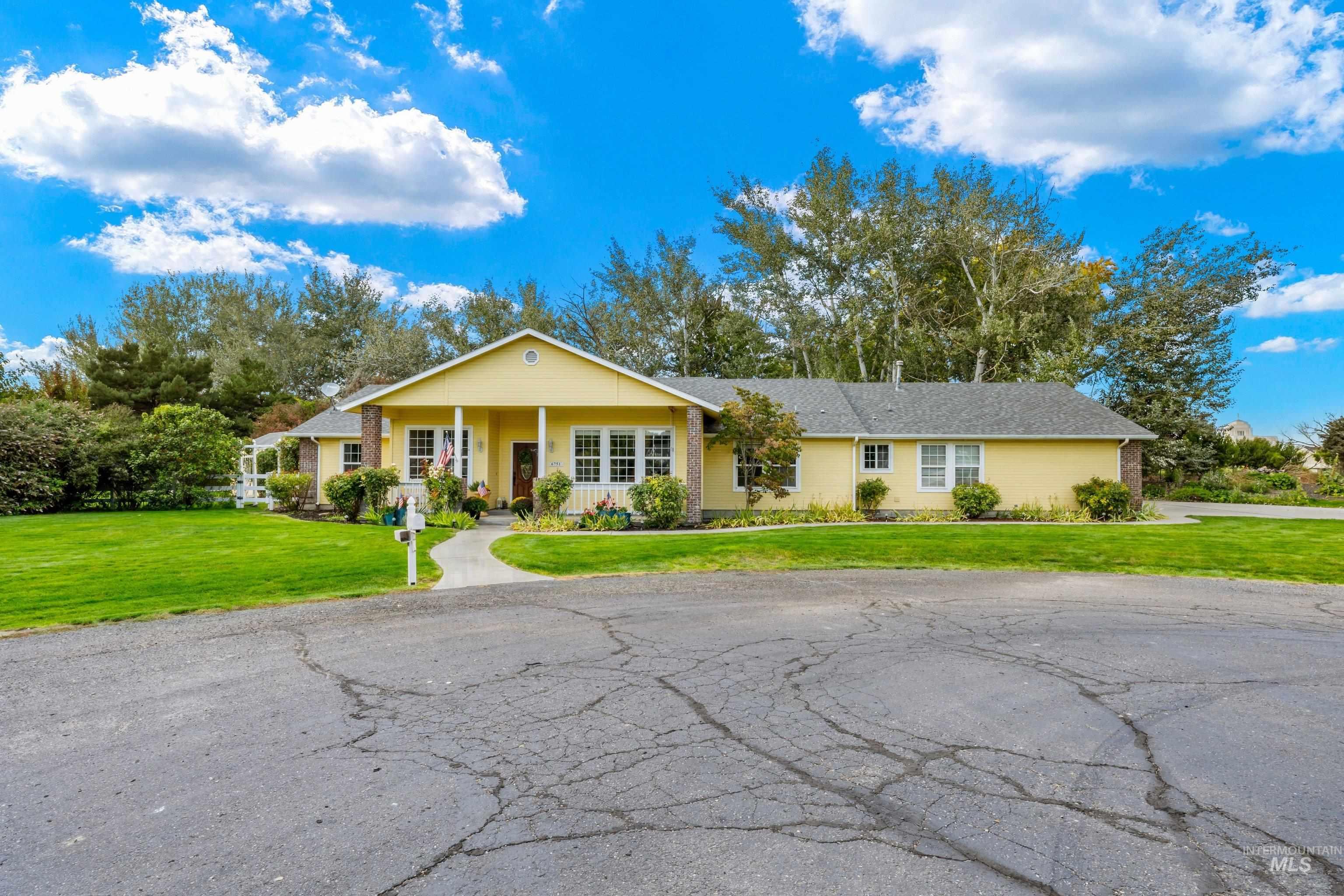 6751 N Barney Lane, Meridian, Idaho 83646, 5 Bedrooms, 2.5 Bathrooms, Residential For Sale, Price $1,400,000, 99001128