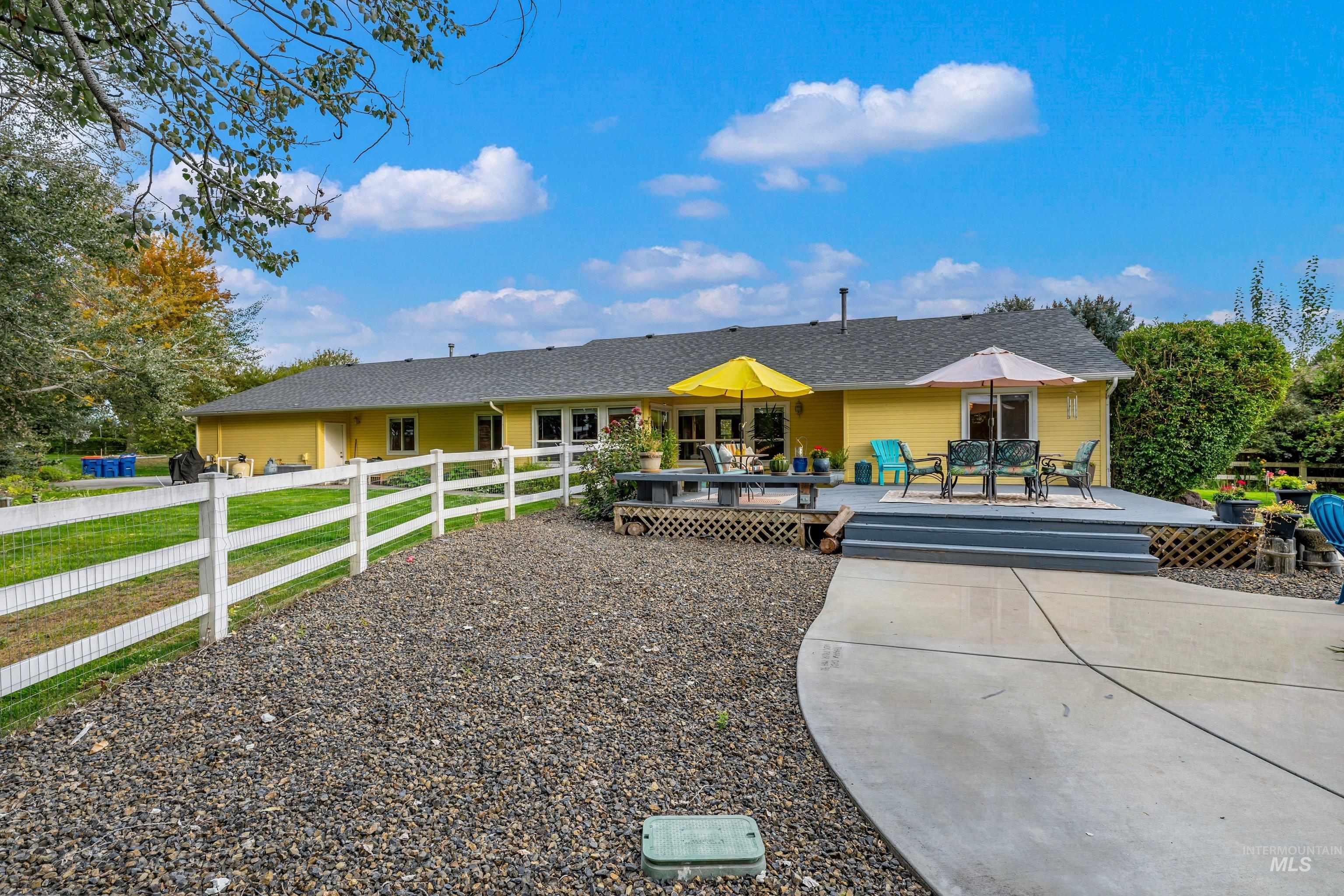 6751 N Barney Lane, Meridian, Idaho 83646, 5 Bedrooms, 2.5 Bathrooms, Residential For Sale, Price $1,400,000, 99001128