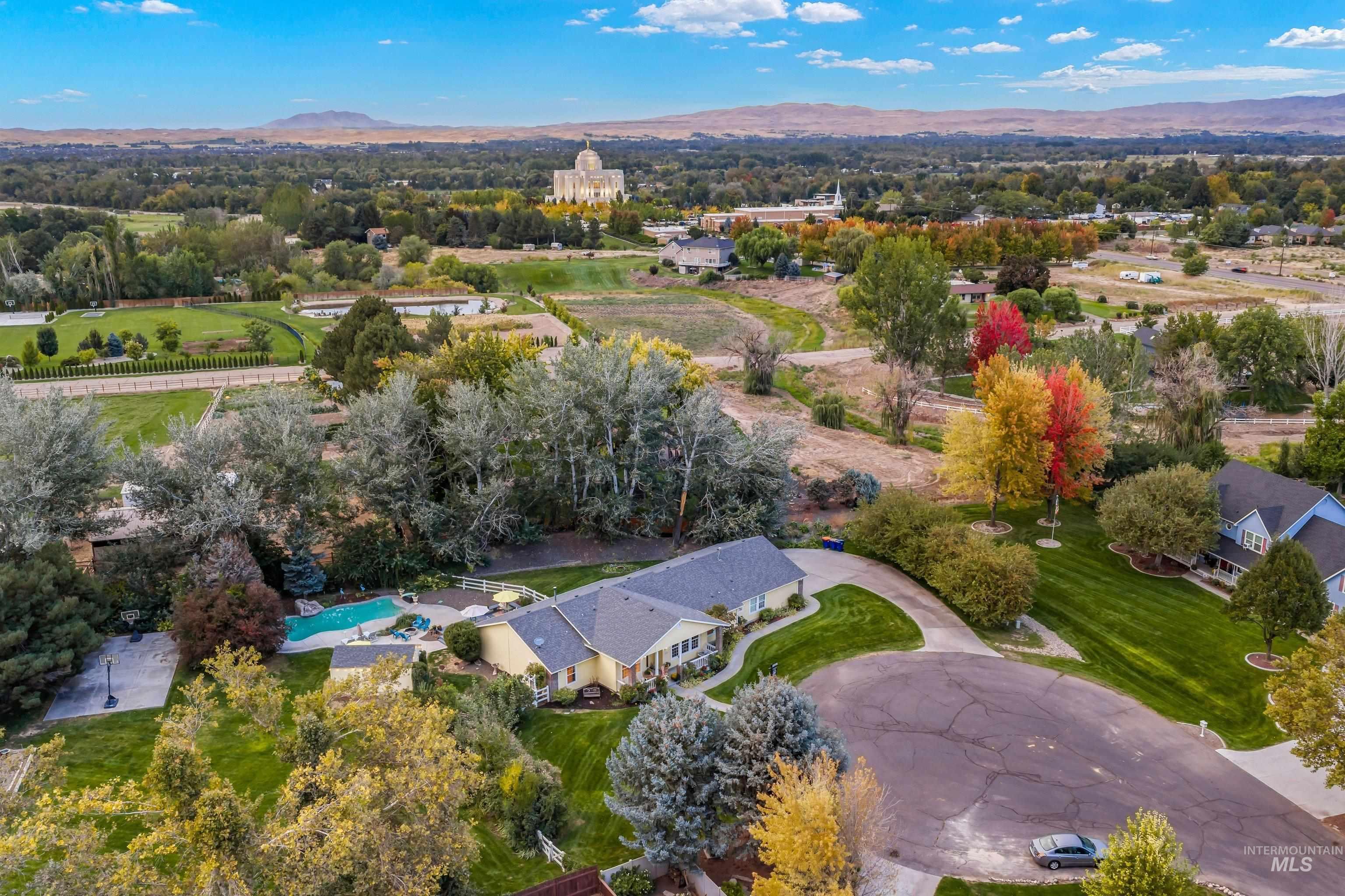 6751 N Barney Lane, Meridian, Idaho 83646, 5 Bedrooms, 2.5 Bathrooms, Residential For Sale, Price $1,400,000, 99001128