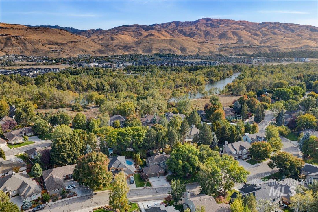 3064 E Nature Dr, Boise, Idaho 83706, 4 Bedrooms, 2.5 Bathrooms, Residential For Sale, Price $1,680,000, 99001132