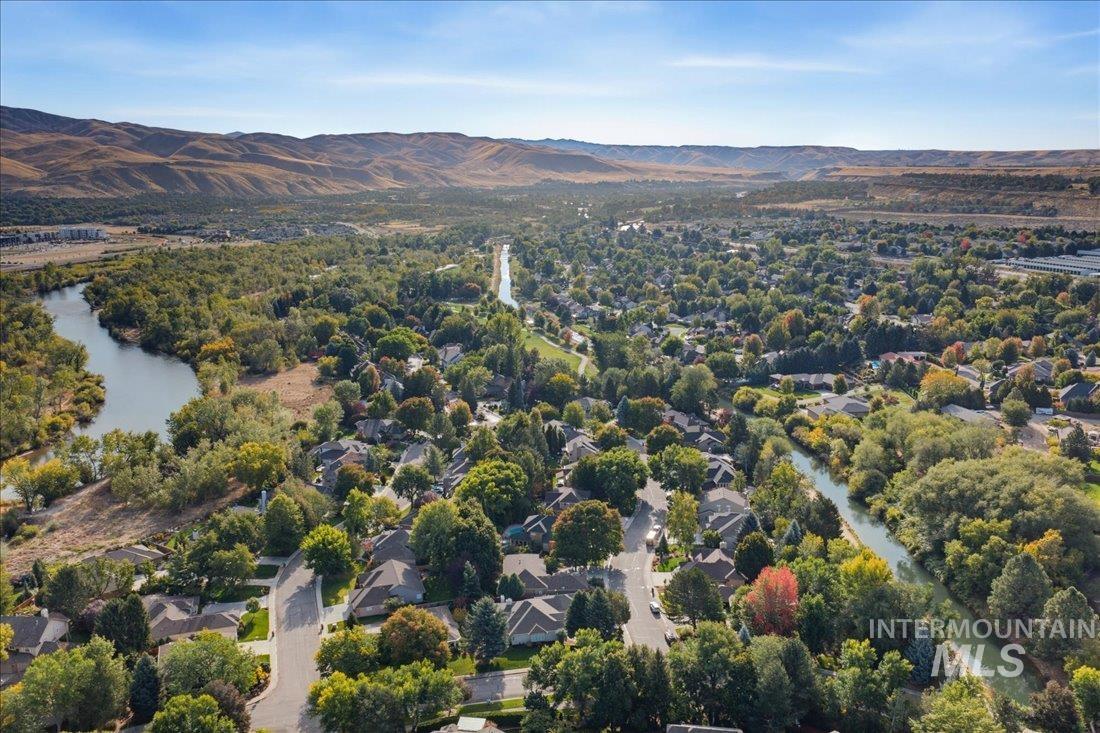3064 E Nature Dr, Boise, Idaho 83706, 4 Bedrooms, 2.5 Bathrooms, Residential For Sale, Price $1,680,000, 99001132