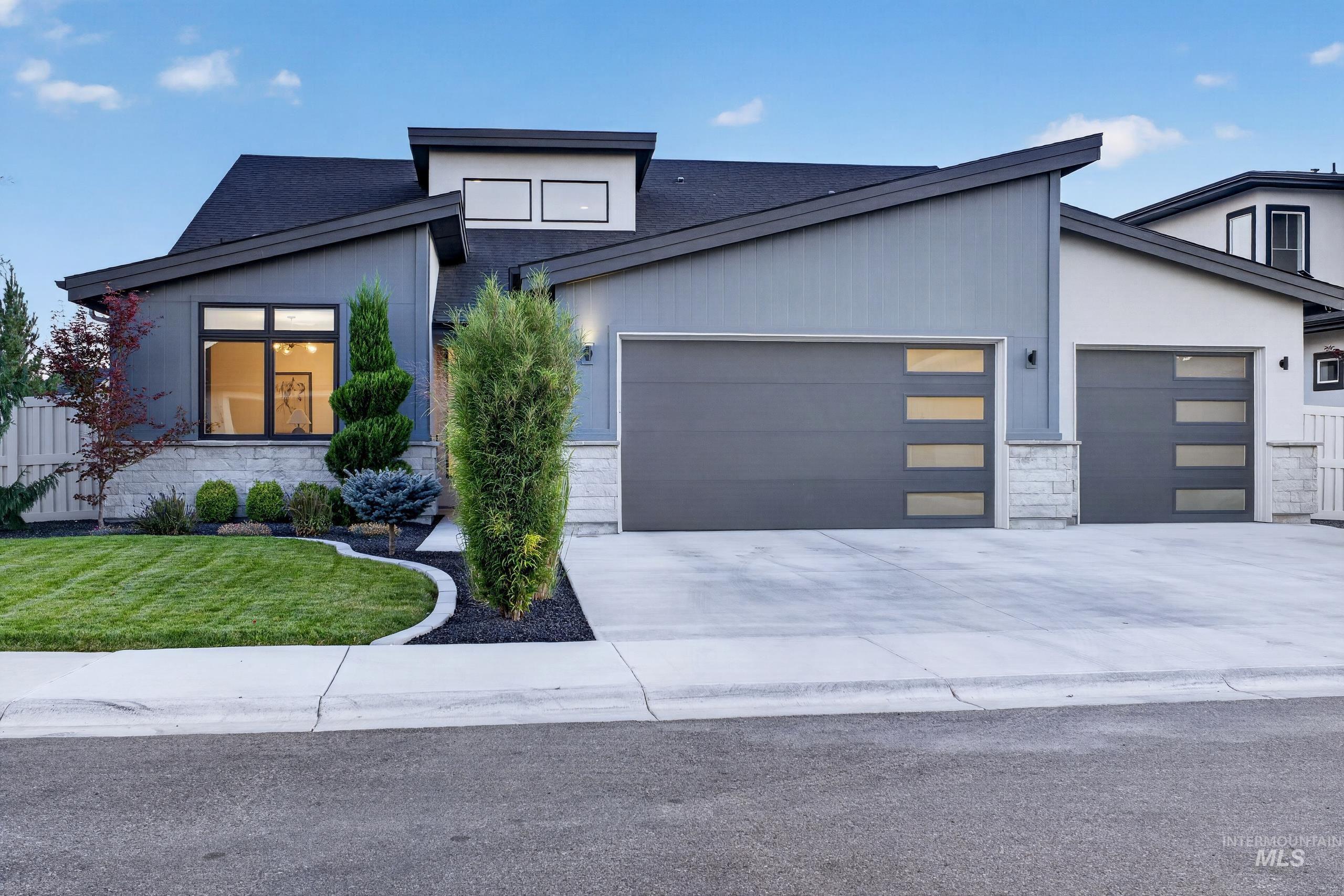 4083 E Awbrey st, Meridian, Idaho 83642, 3 Bedrooms, 3 Bathrooms, Residential For Sale, Price $839,900, 99001134