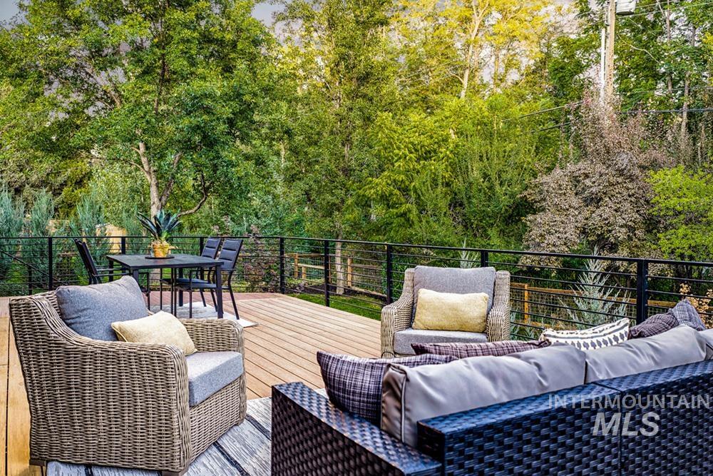 3132 N Crane Creek Rd, Boise, Idaho 83702, 4 Bedrooms, 3 Bathrooms, Residential For Sale, Price $1,680,000, 99001137