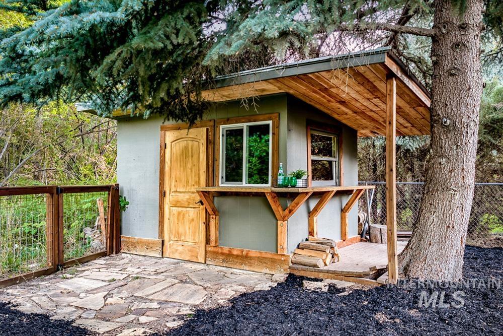 3132 N Crane Creek Rd, Boise, Idaho 83702, 4 Bedrooms, 3 Bathrooms, Residential For Sale, Price $1,680,000, 99001137
