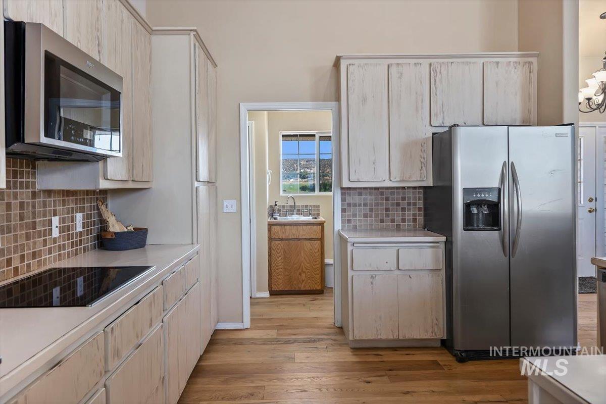 1354 E 4400 N, Buhl, Idaho 83316, 5 Bedrooms, 3 Bathrooms, Residential For Sale, Price $799,999, 99001138