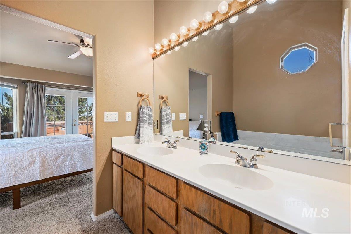 1354 E 4400 N, Buhl, Idaho 83316, 5 Bedrooms, 3 Bathrooms, Residential For Sale, Price $799,999, 99001138