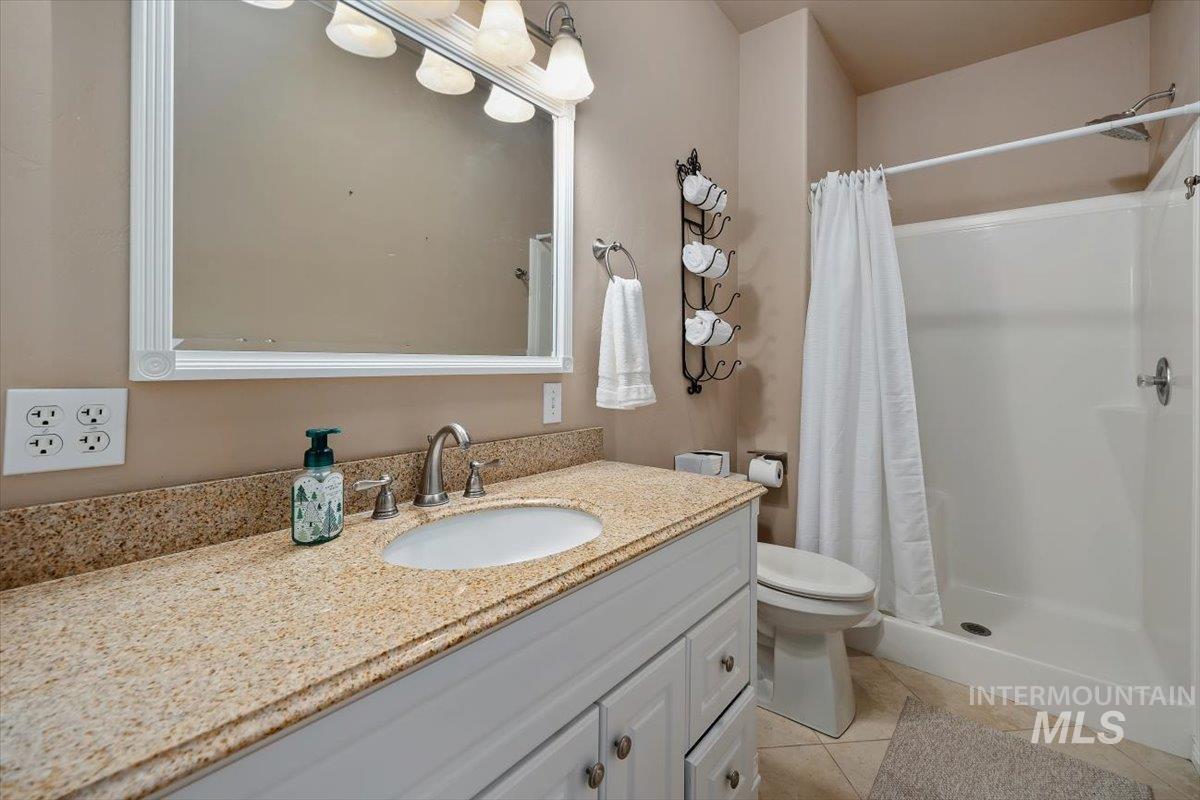 1354 E 4400 N, Buhl, Idaho 83316, 5 Bedrooms, 3 Bathrooms, Residential For Sale, Price $799,999, 99001138