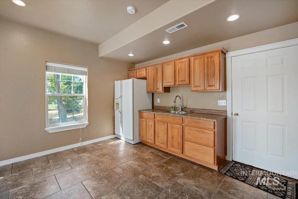 1354 E 4400 N, Buhl, Idaho 83316, 5 Bedrooms, 3 Bathrooms, Residential For Sale, Price $799,999, 99001138