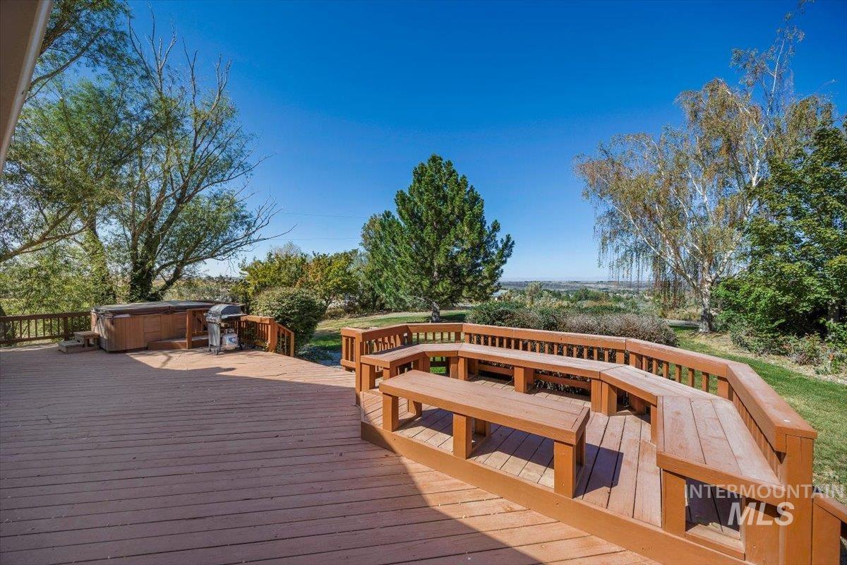 1354 E 4400 N, Buhl, Idaho 83316, 5 Bedrooms, 3 Bathrooms, Residential For Sale, Price $799,999, 99001138