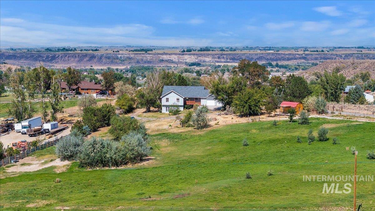 1354 E 4400 N, Buhl, Idaho 83316, 5 Bedrooms, 3 Bathrooms, Residential For Sale, Price $799,999, 99001138