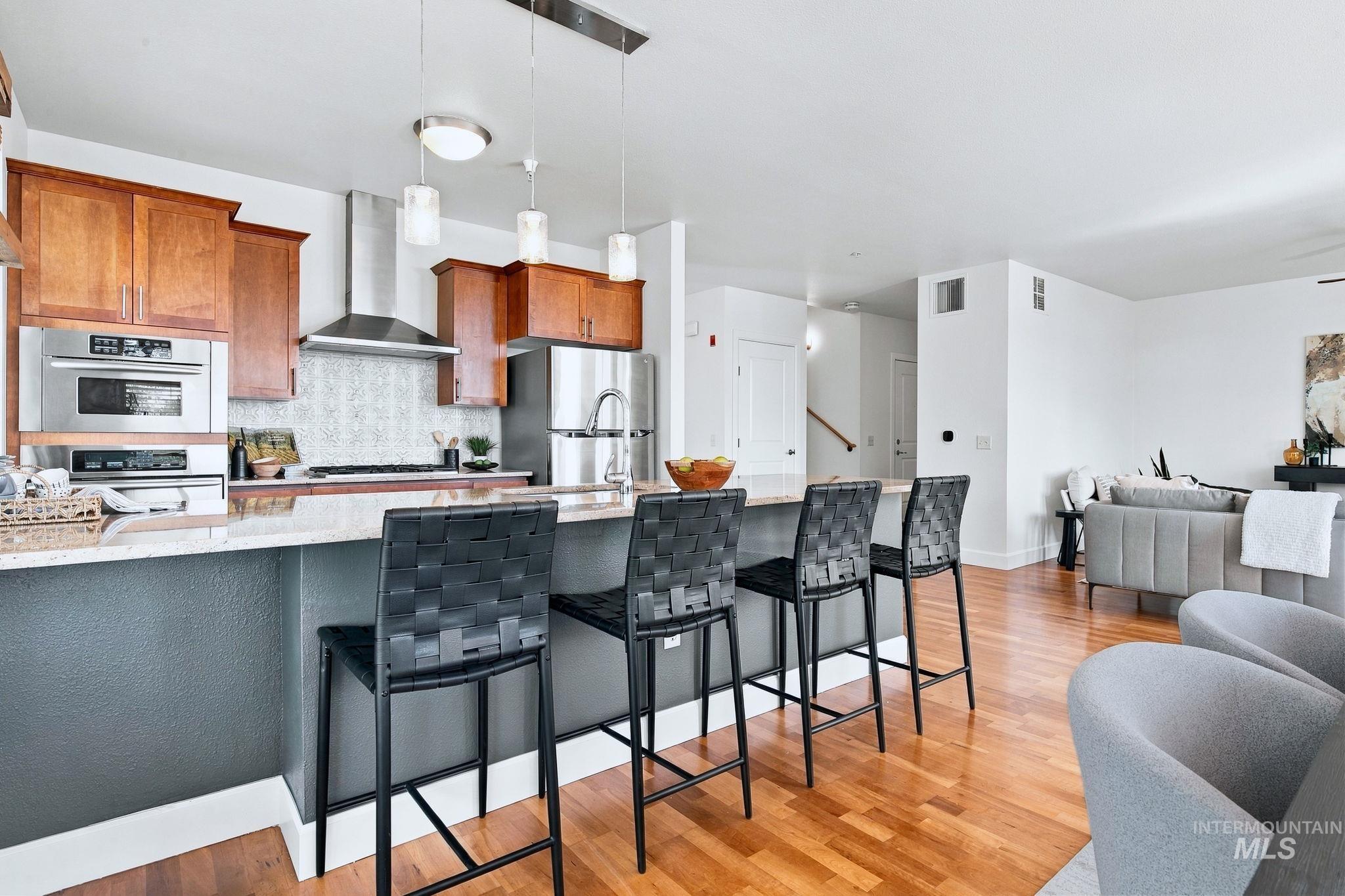 412 S 13th, Boise, Idaho 83702, 2 Bedrooms, 2 Bathrooms, Residential For Sale, Price $637,000, 99001142
