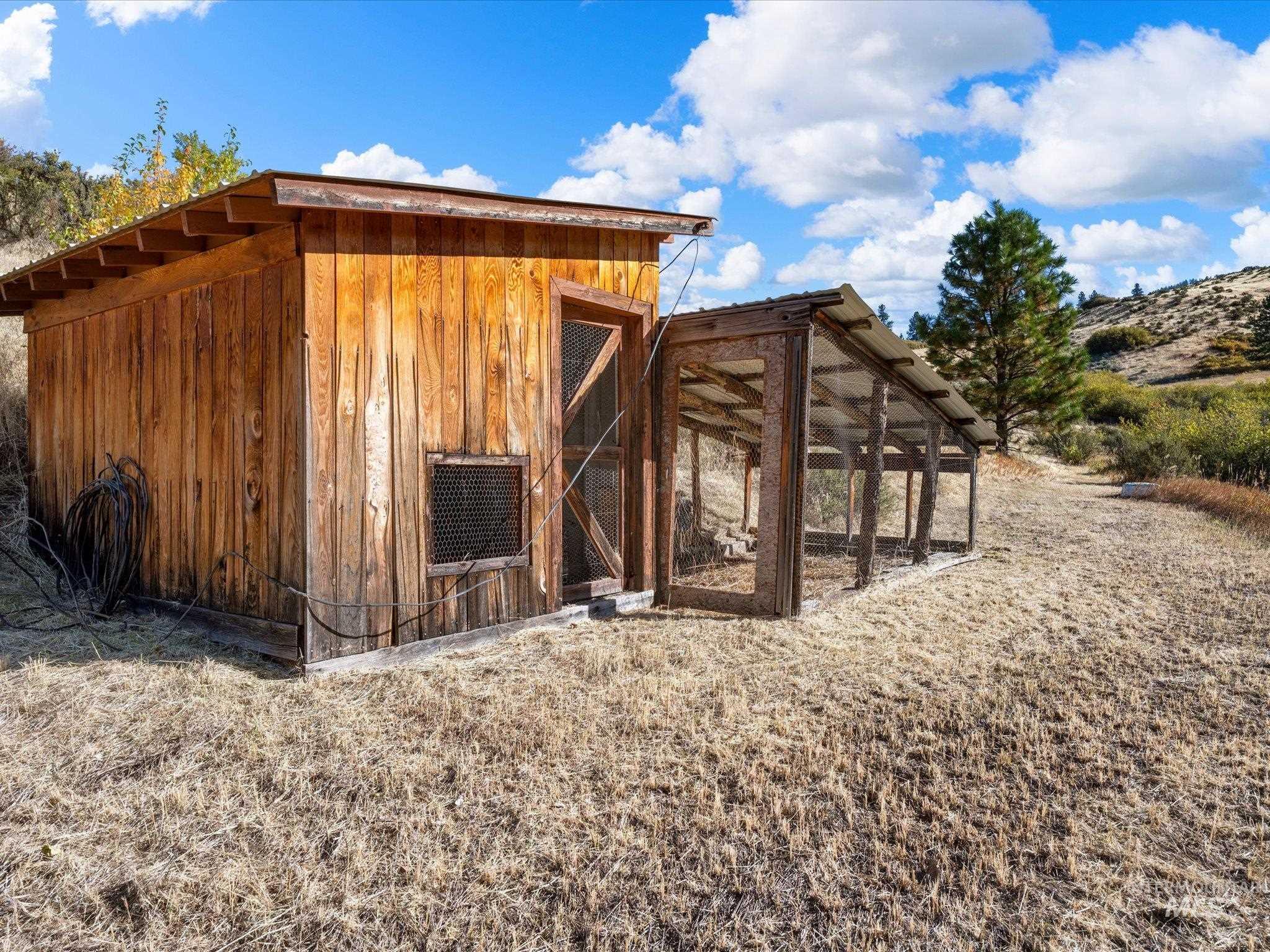 2466 HWY 95, Council, Idaho 83612, 3 Bedrooms, 3.5 Bathrooms, Residential For Sale, Price $755,000, 99001149