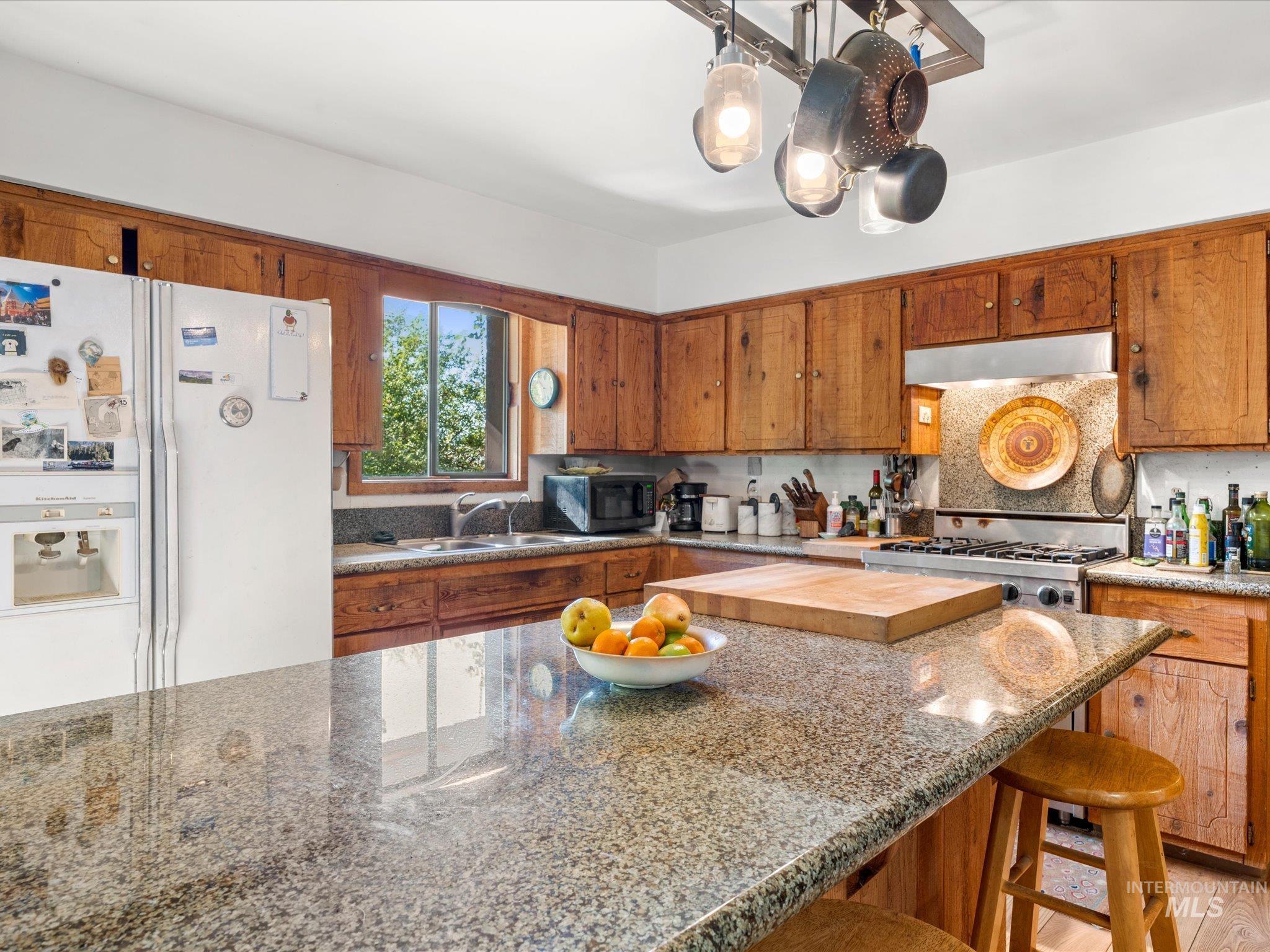 2466 HWY 95, Council, Idaho 83612, 3 Bedrooms, 3.5 Bathrooms, Residential For Sale, Price $755,000, 99001149